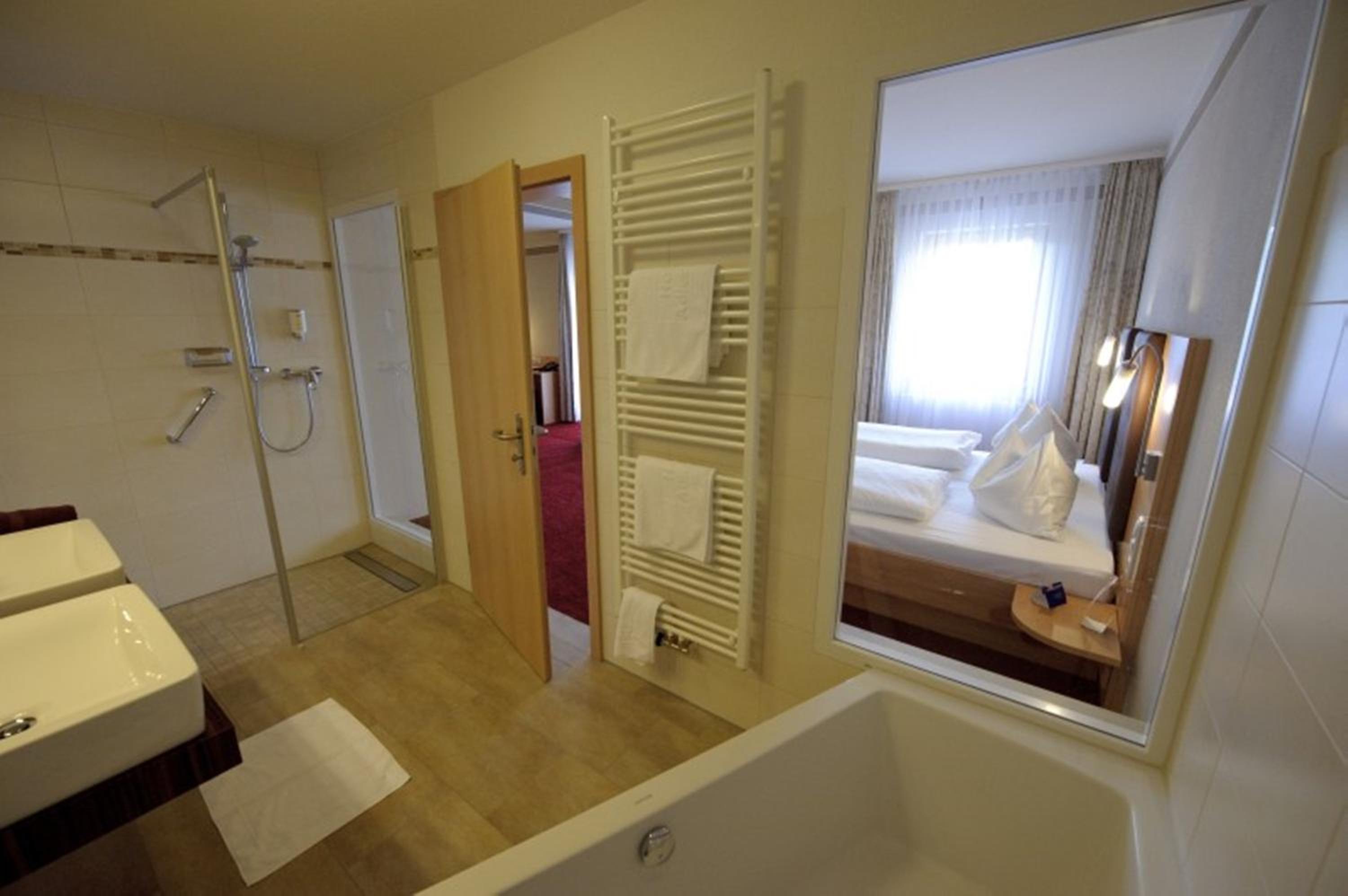 Suite with Balcony Altmühlaue - Photo 4