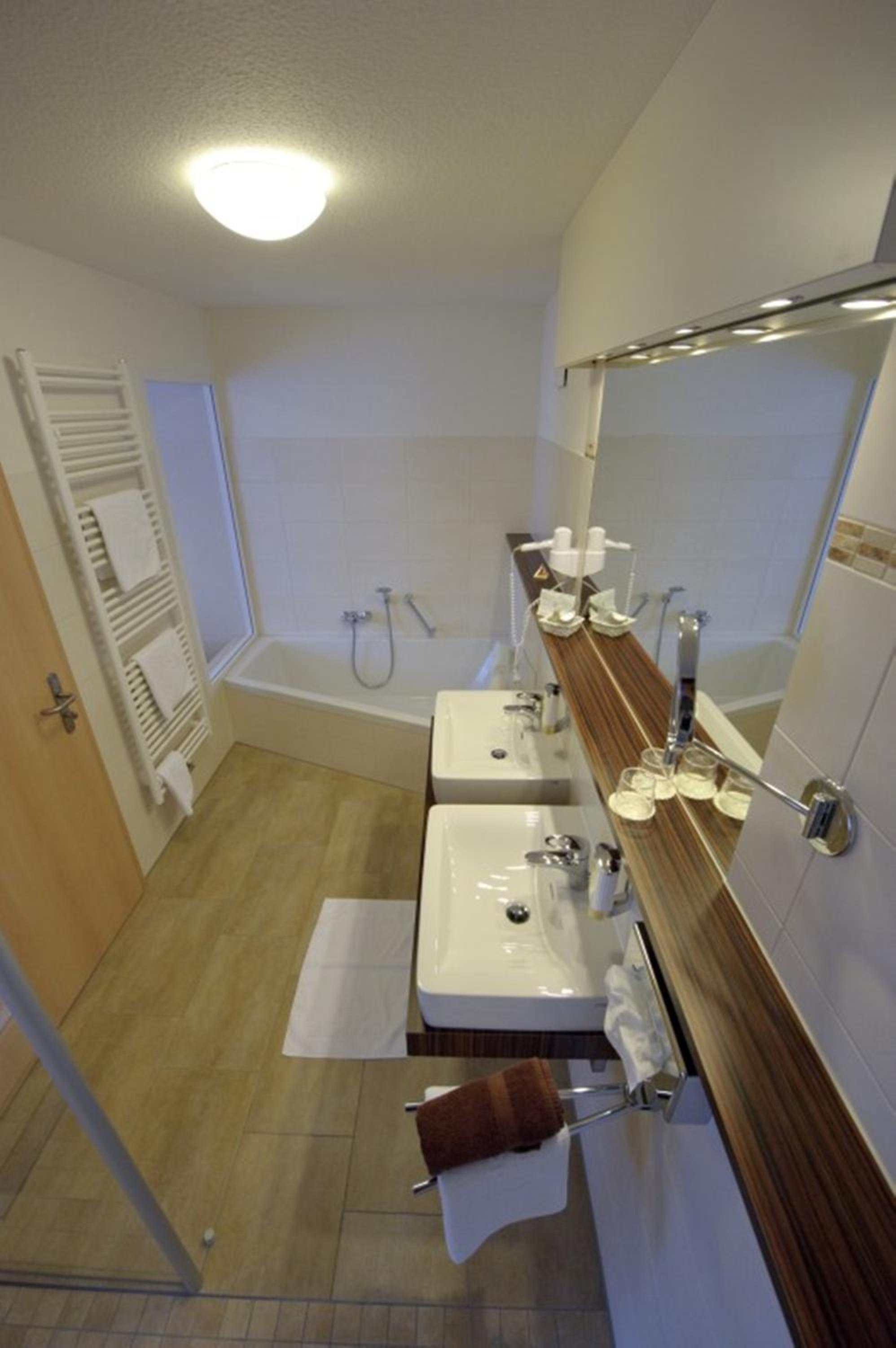 Suite with Balcony Altmühlaue - Photo 3