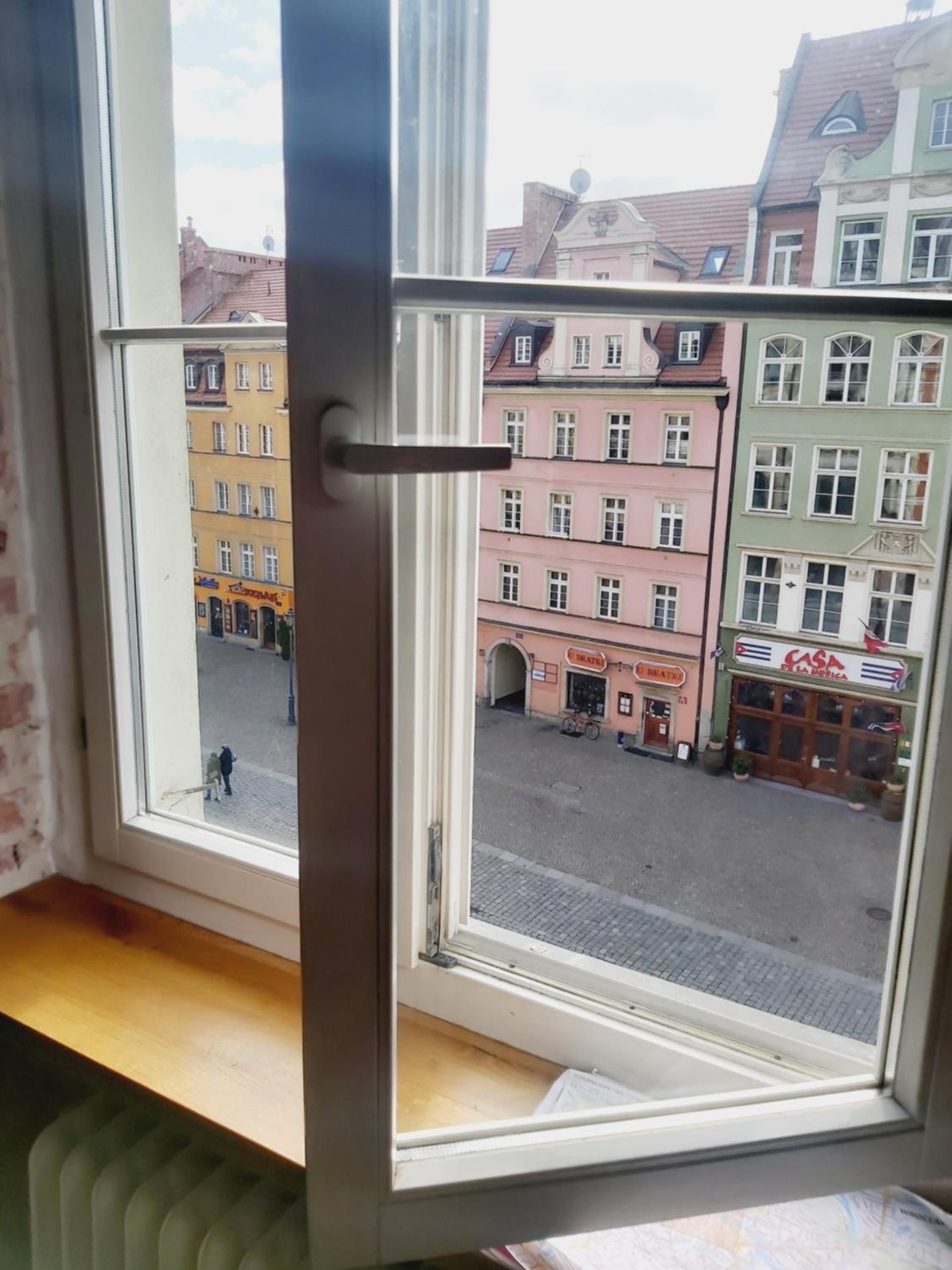 One-Bedroom Apartment - Photo 19