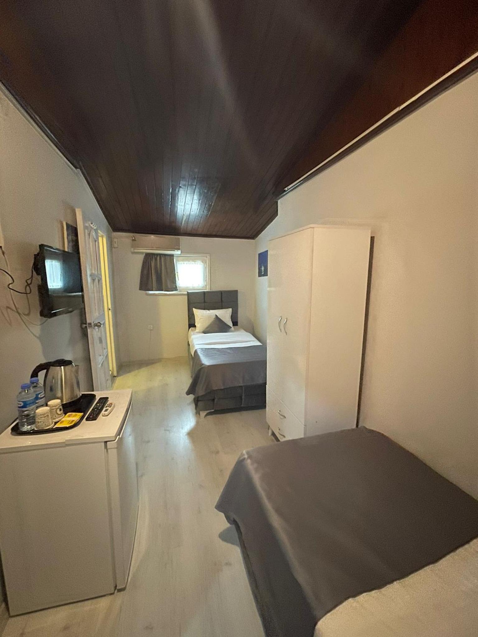 Budget Twin Room photo 1