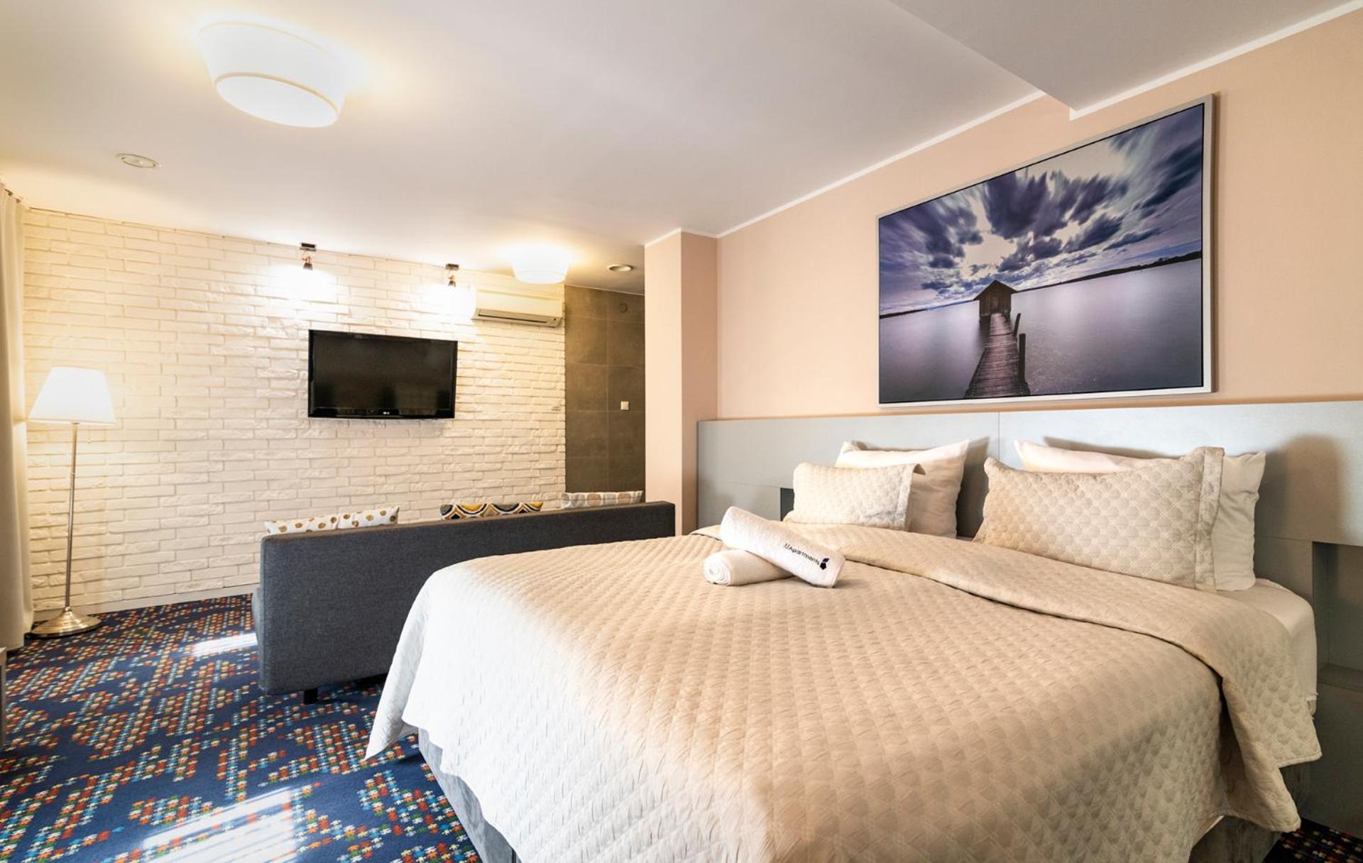 Deluxe Room - Photo 1