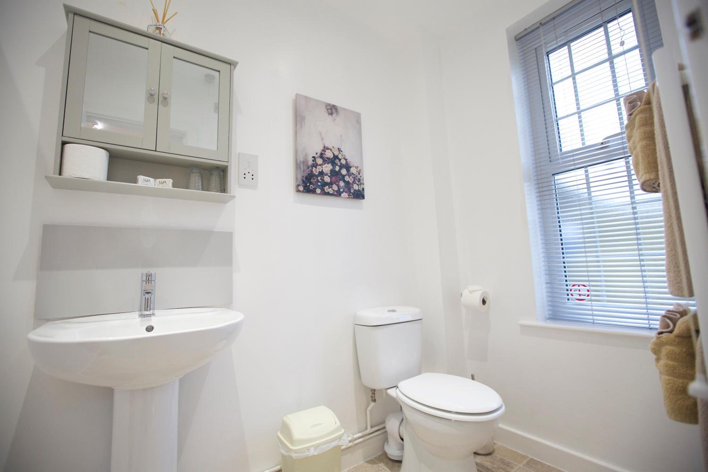 Double Room With Private Bathroom photo 2