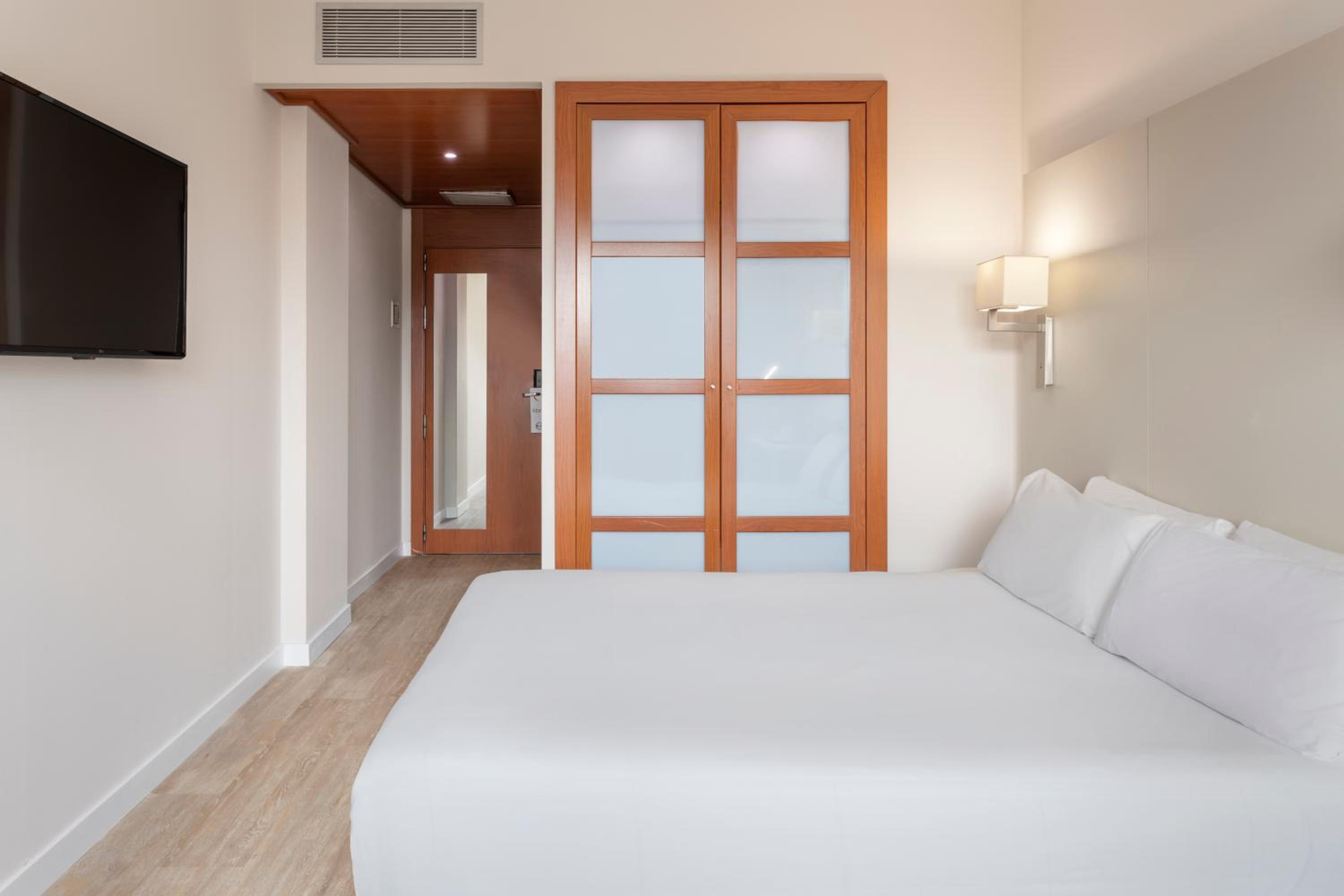 Superior Double Room - Photo 1