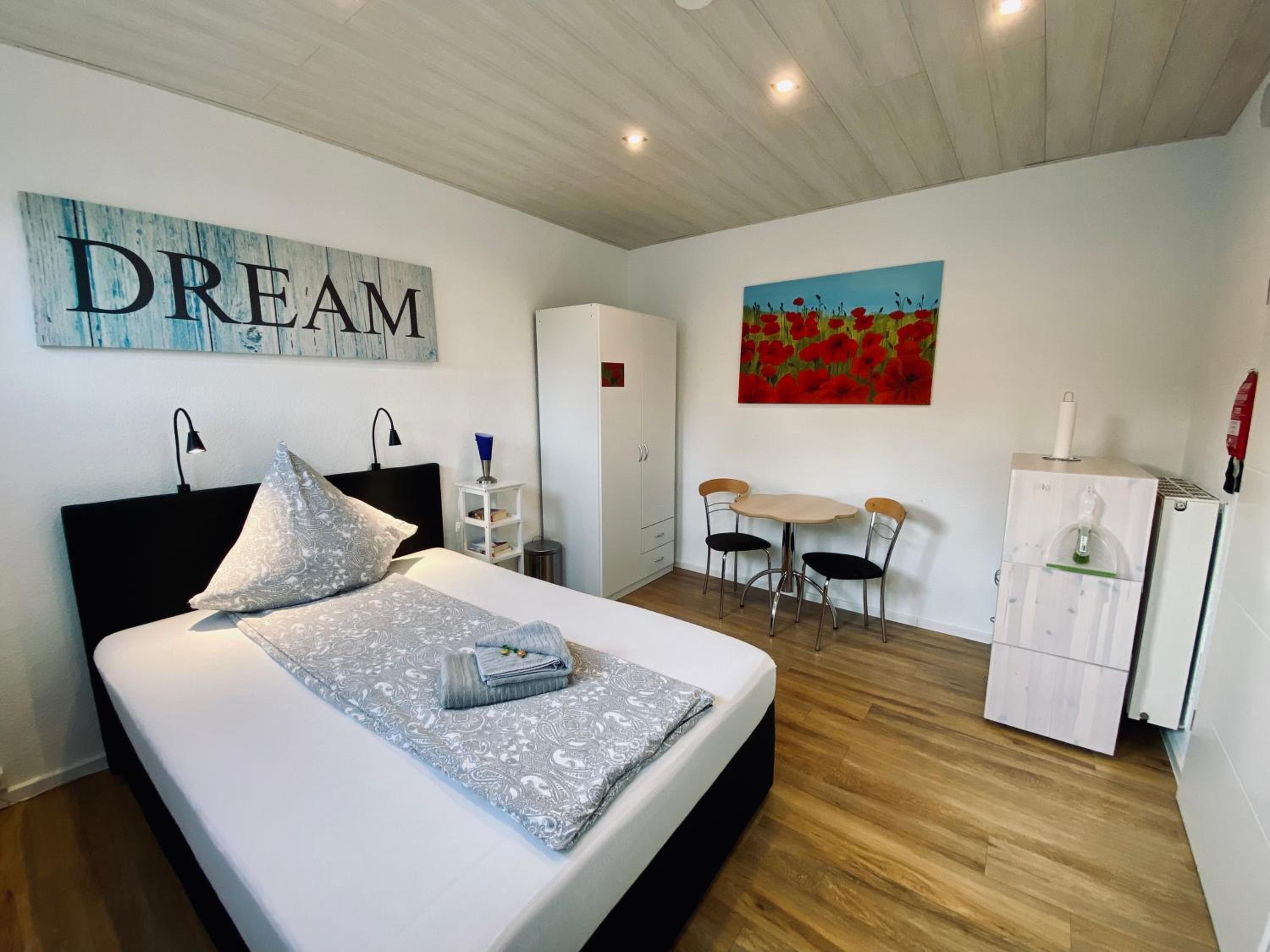 Double Room with Private Bathroom photo 1