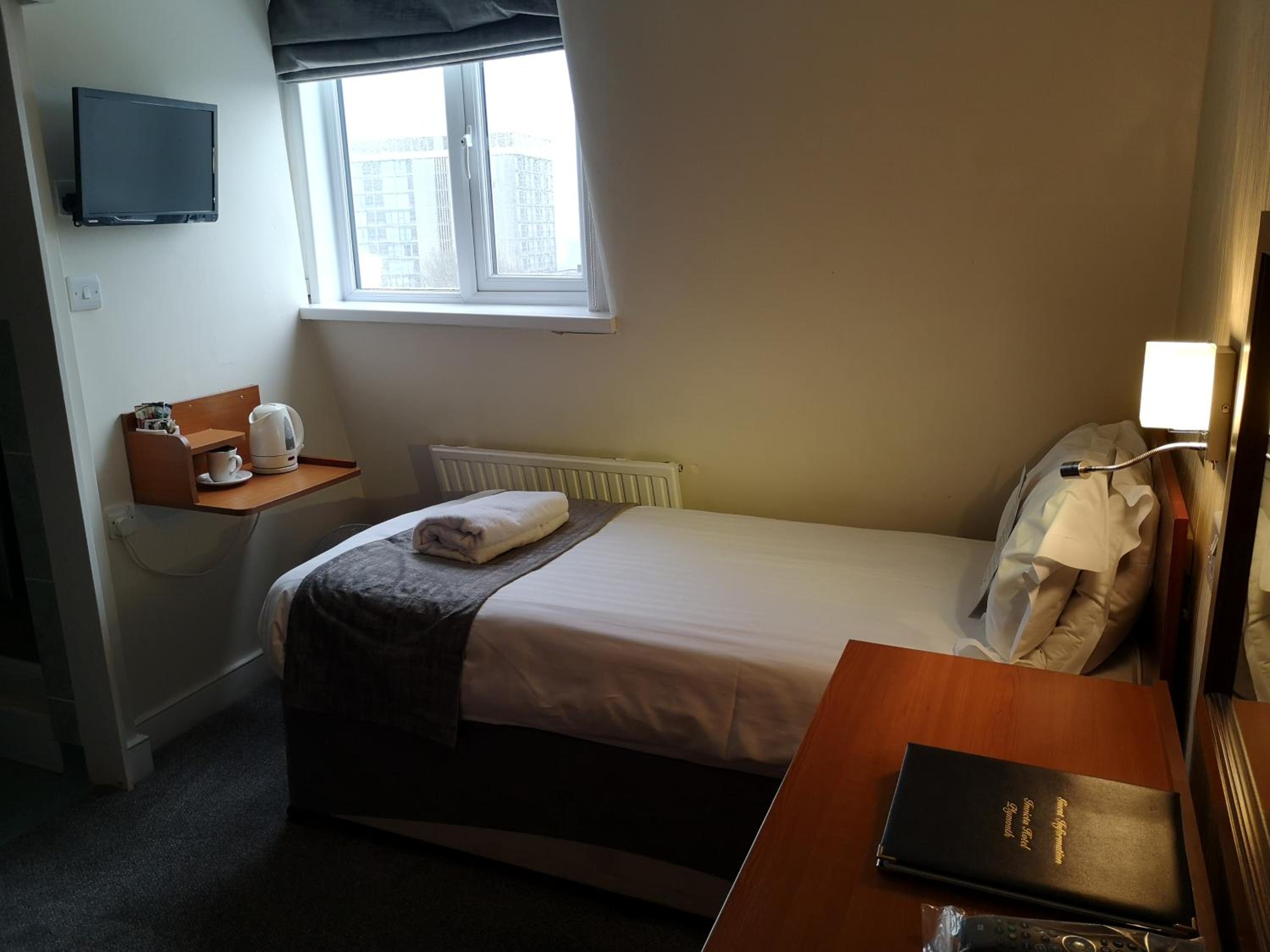 3rd Floor Single