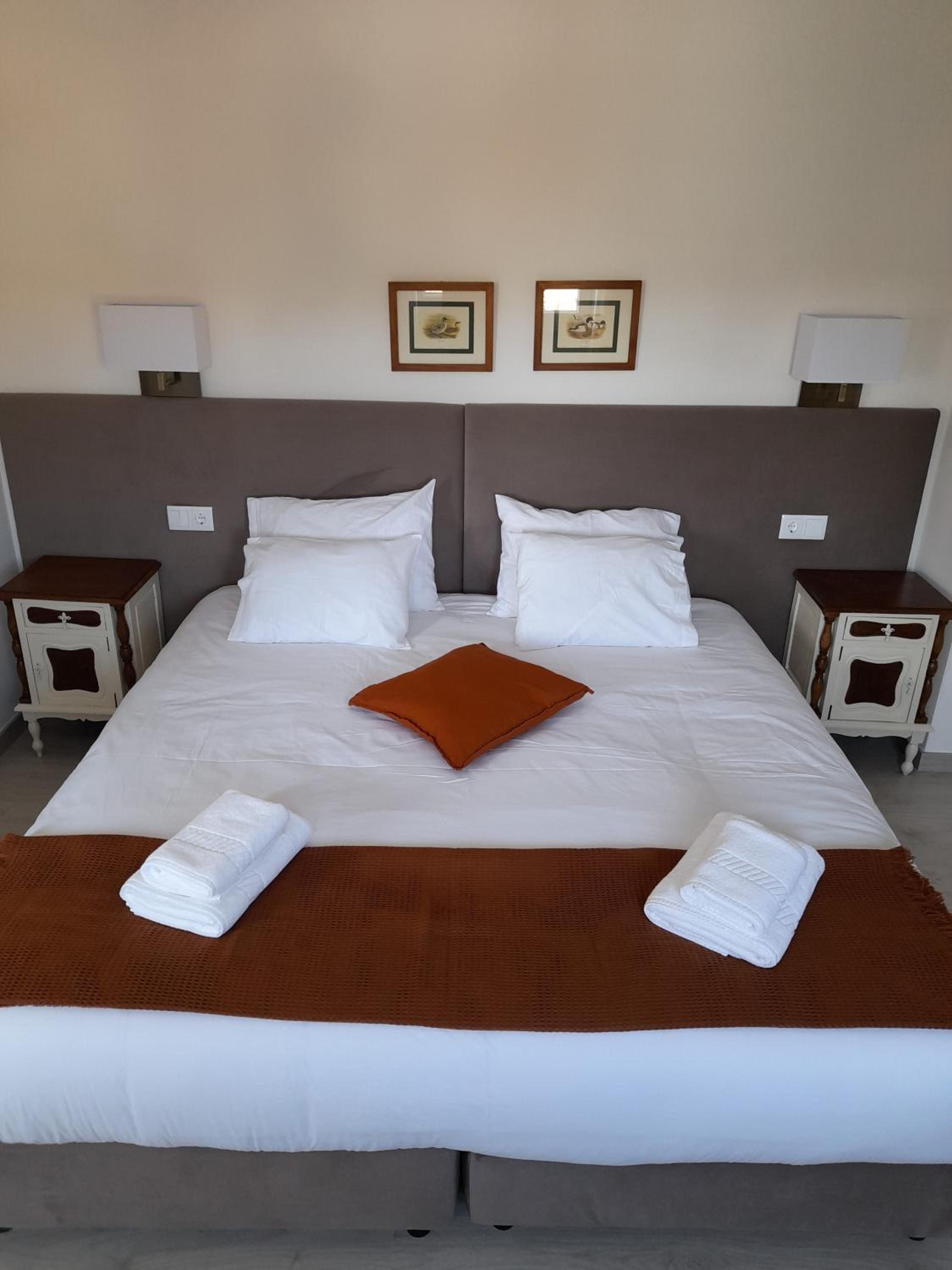 King Room with Pool View photo 1