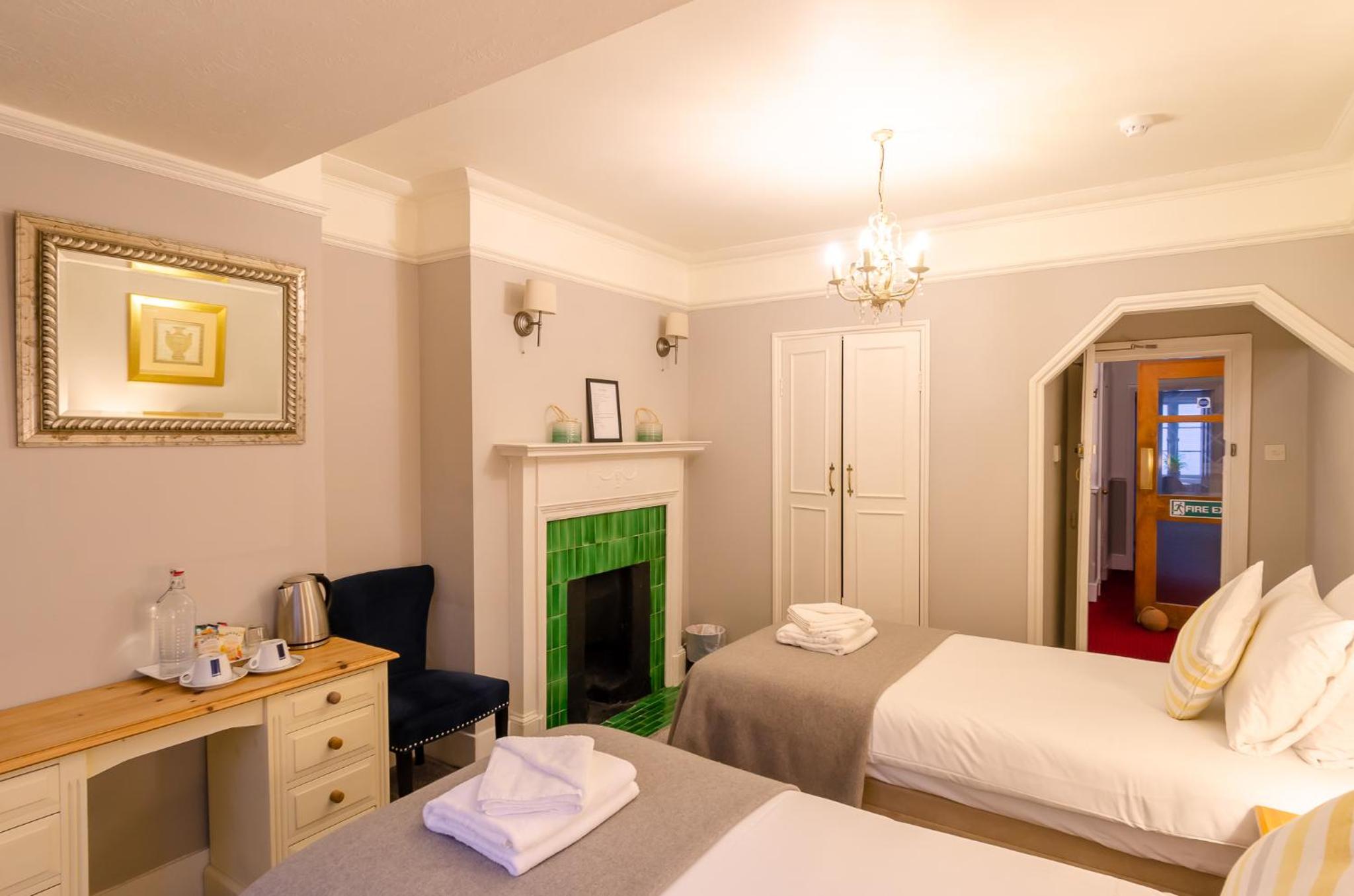Deluxe Double or Twin Room