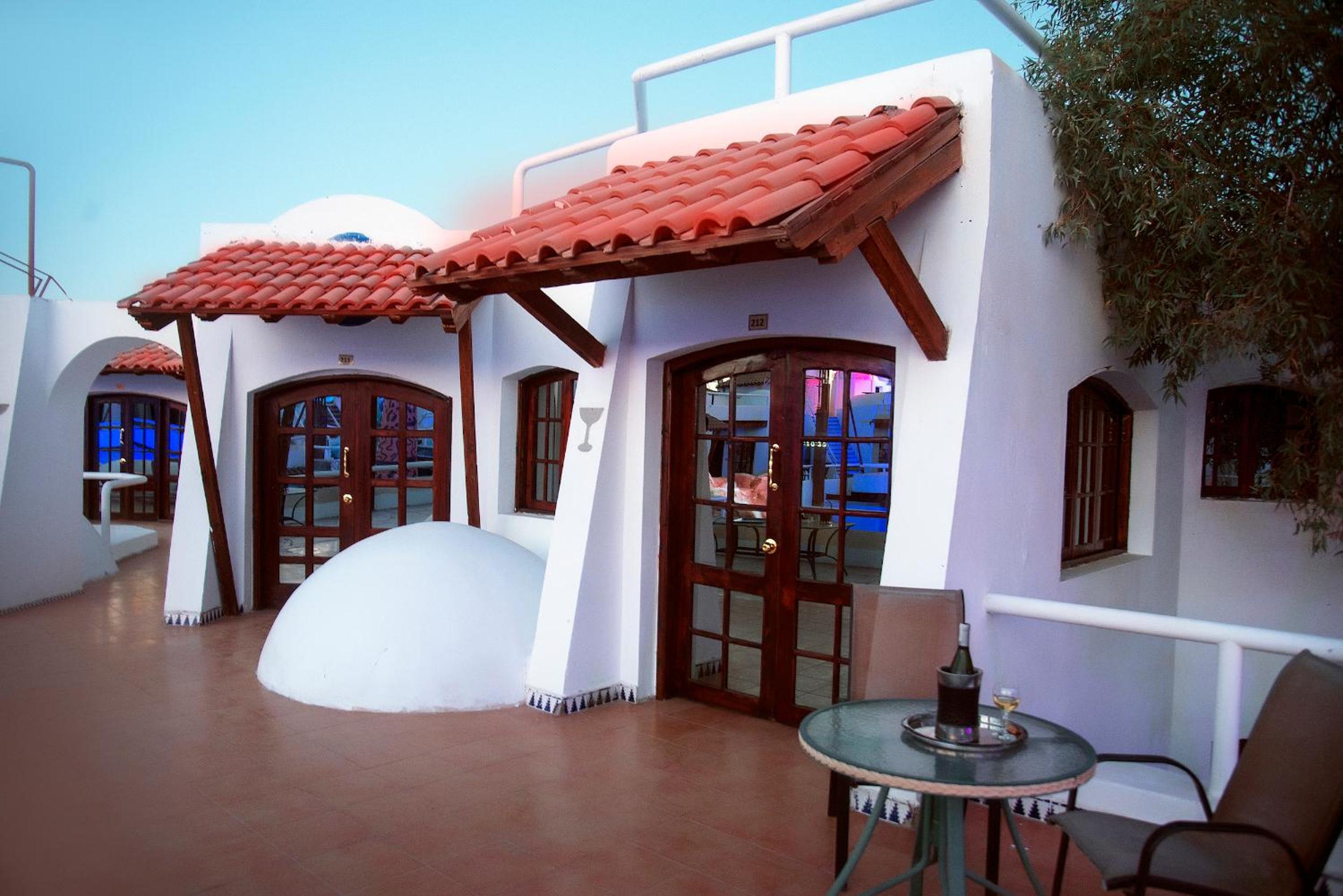 Suite with Terrace - Photo 3