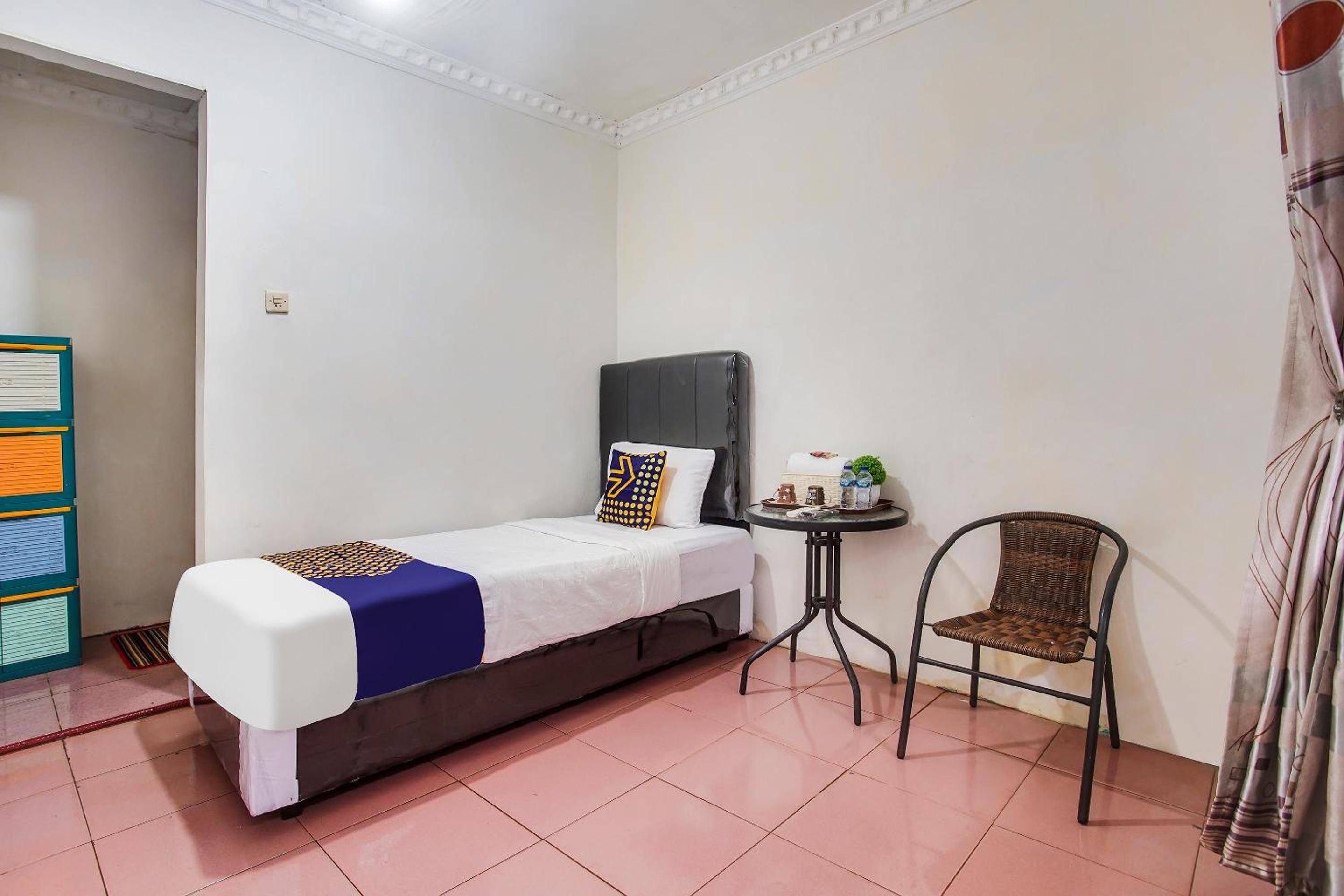Superior Single Room
