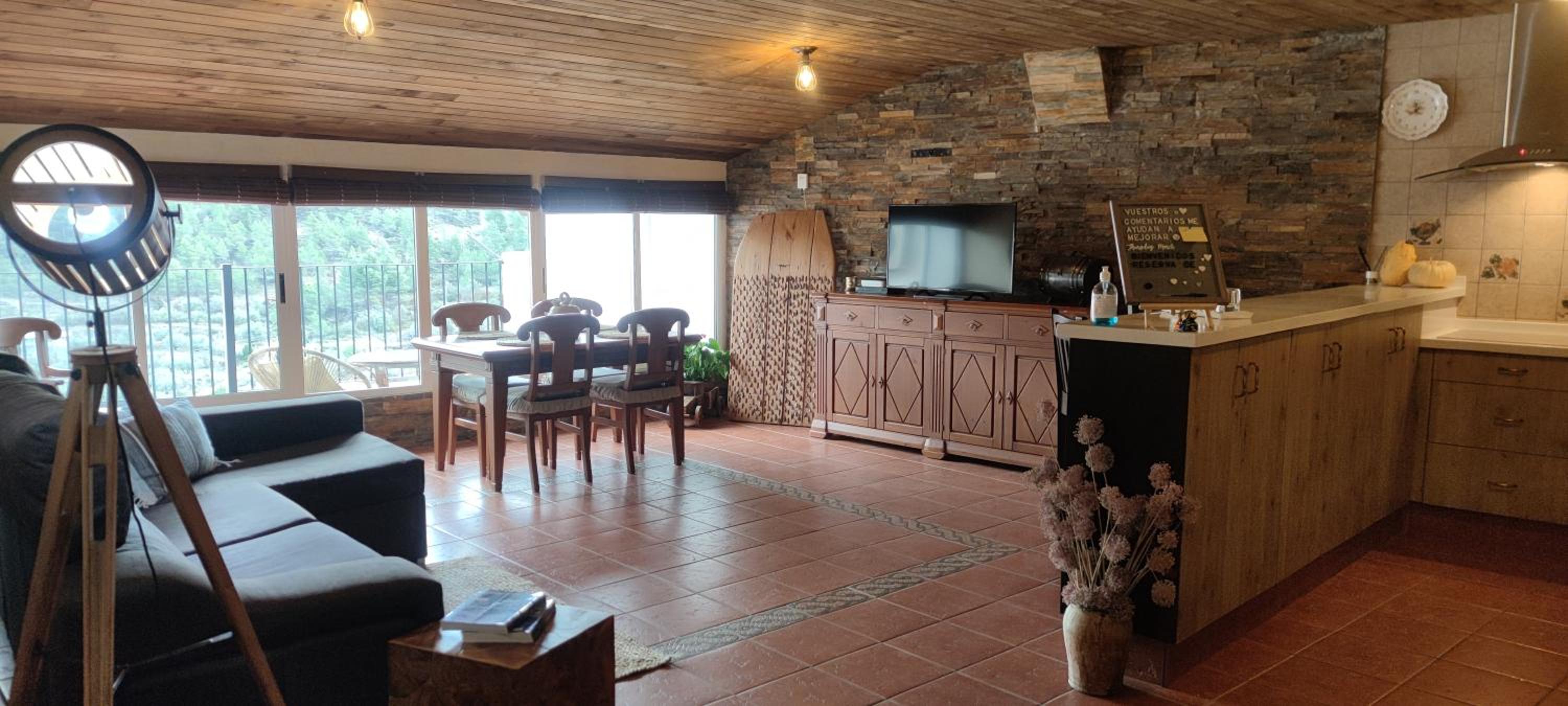 One-Bedroom Apartment - Photo 15