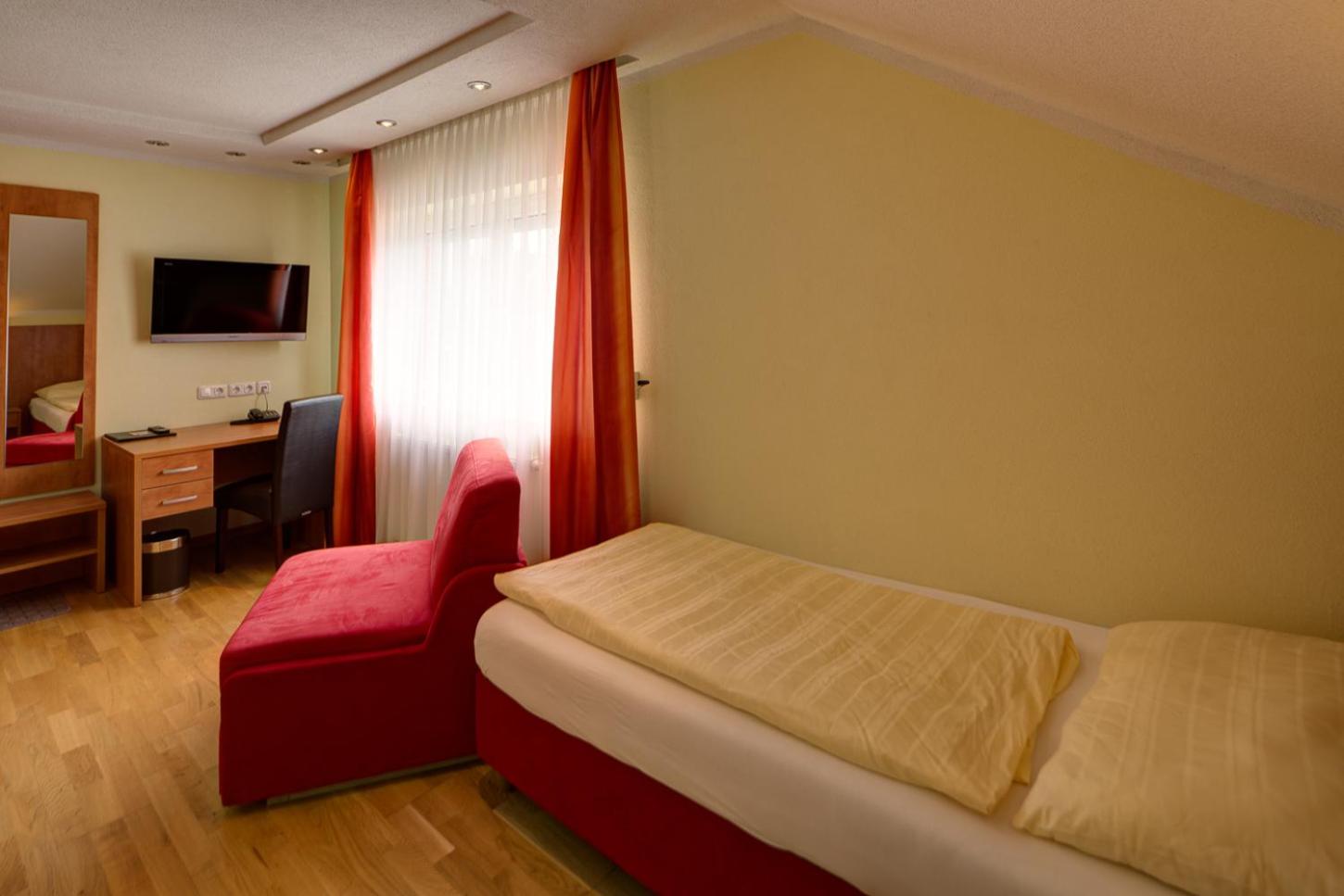 Comfort Single Room