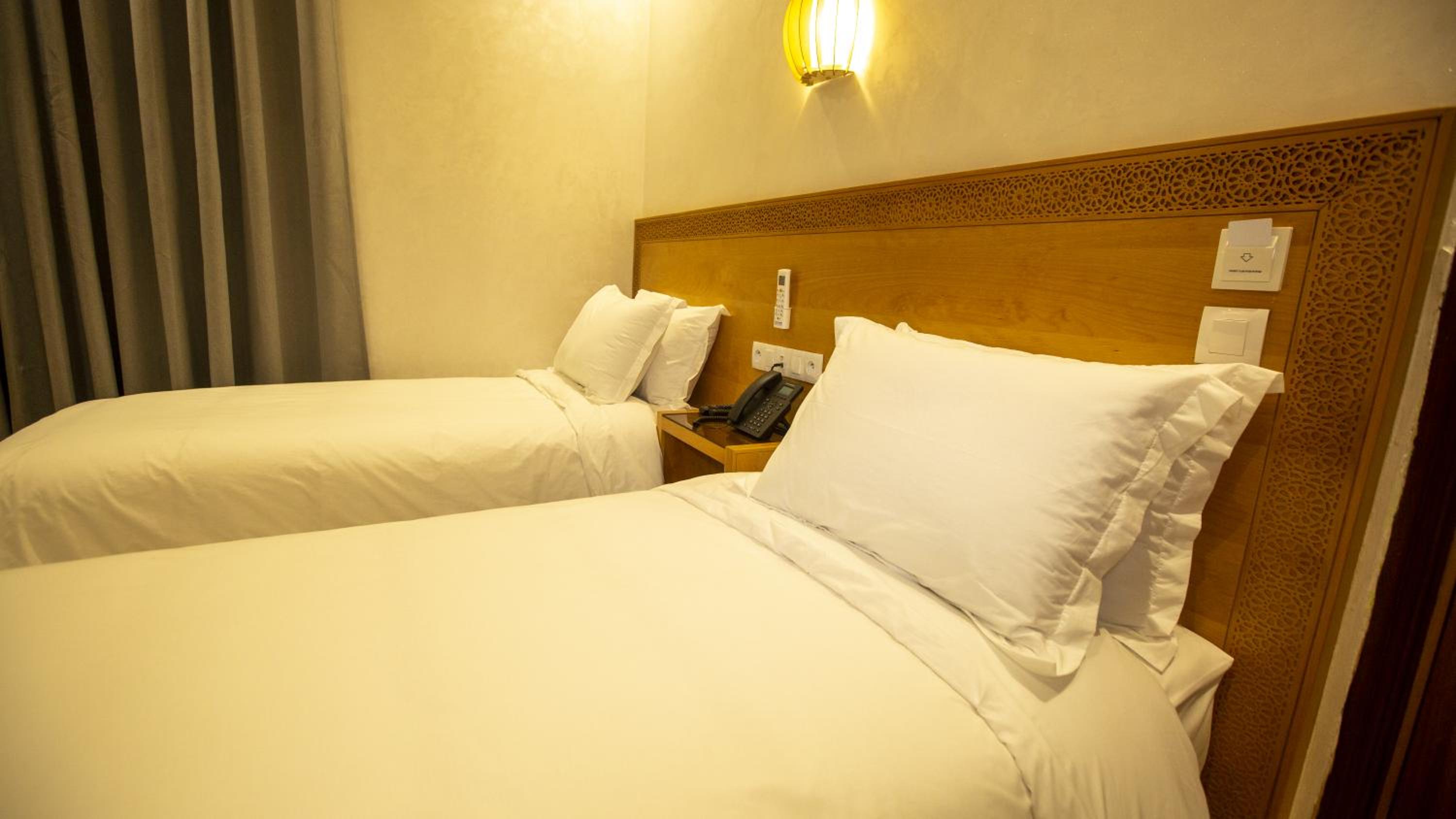 Double Room - Photo 11