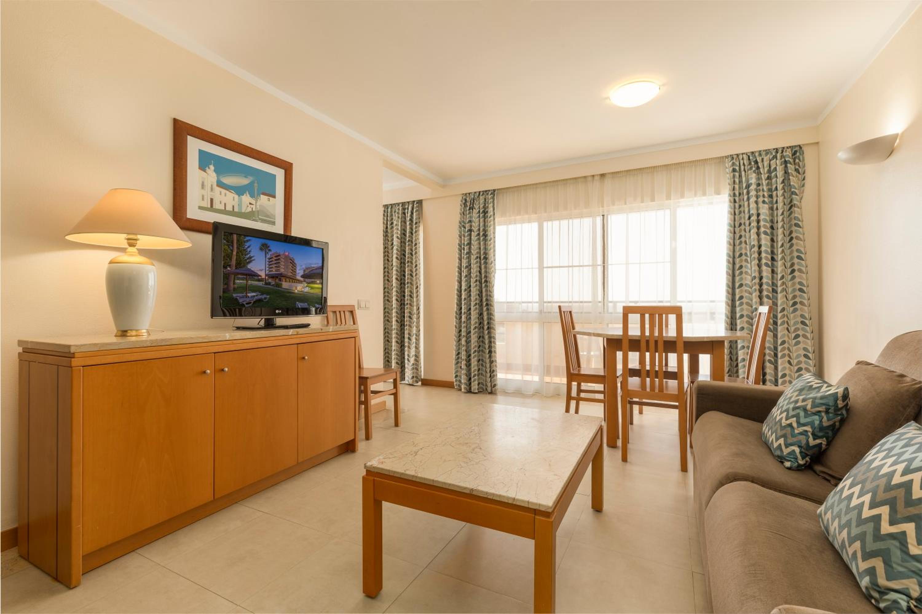 Senior Suite