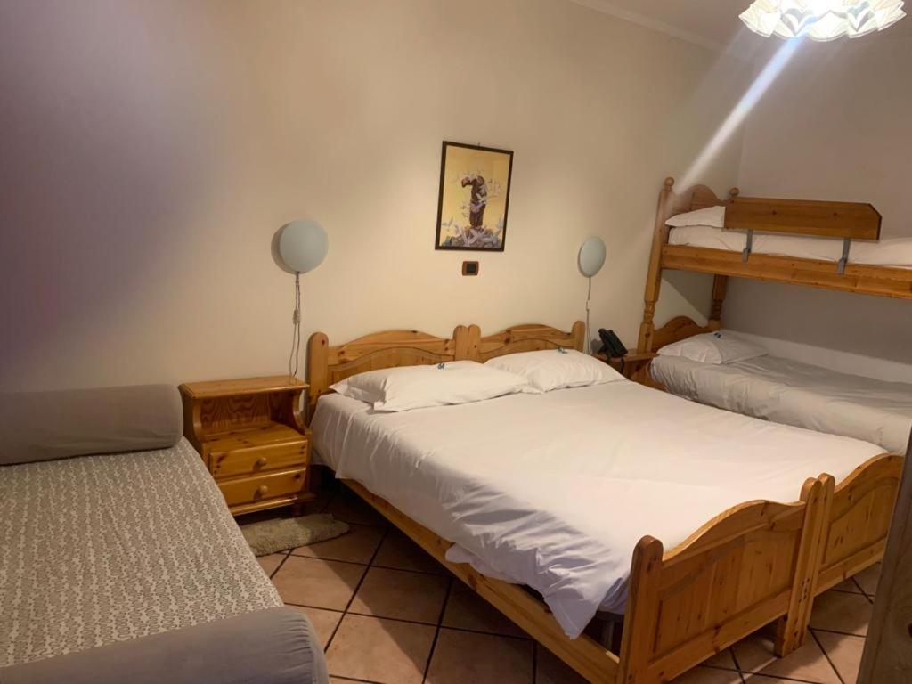 Standard Quadruple Room photo 2