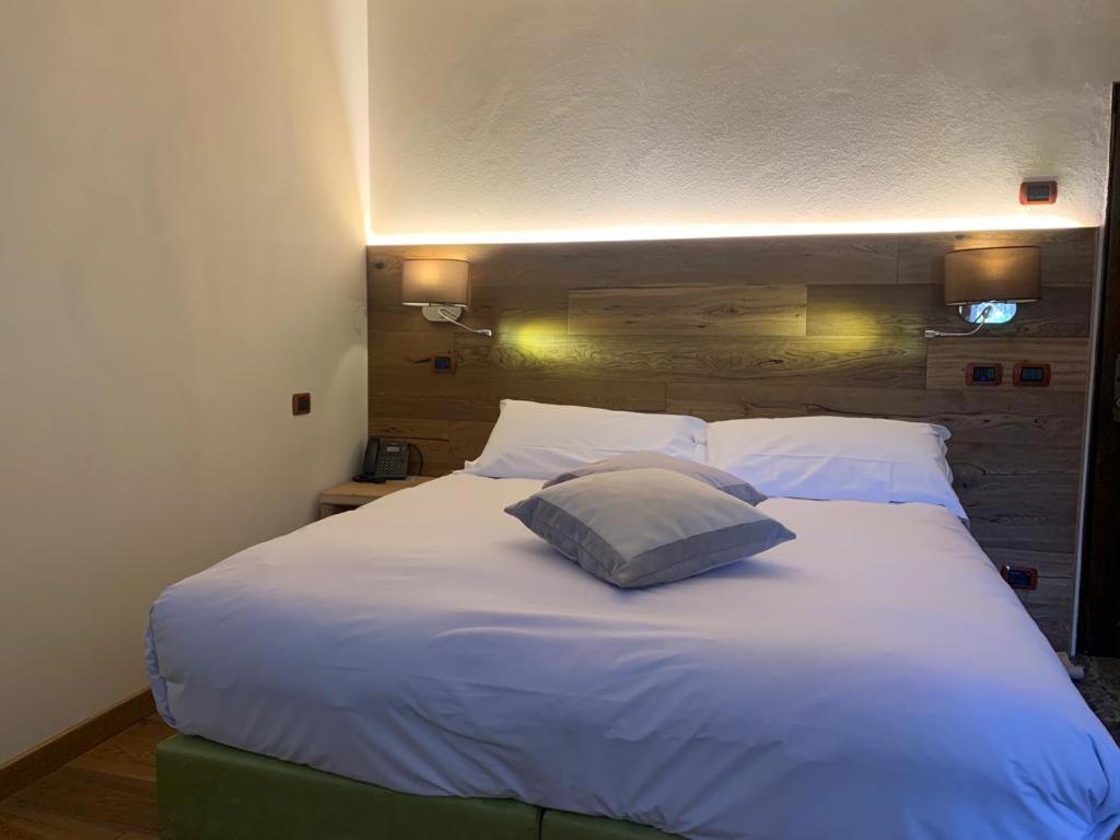 Superior Triple Room photo 2