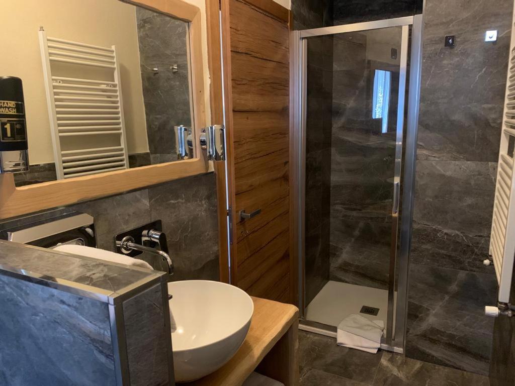 Superior Triple Room photo 3