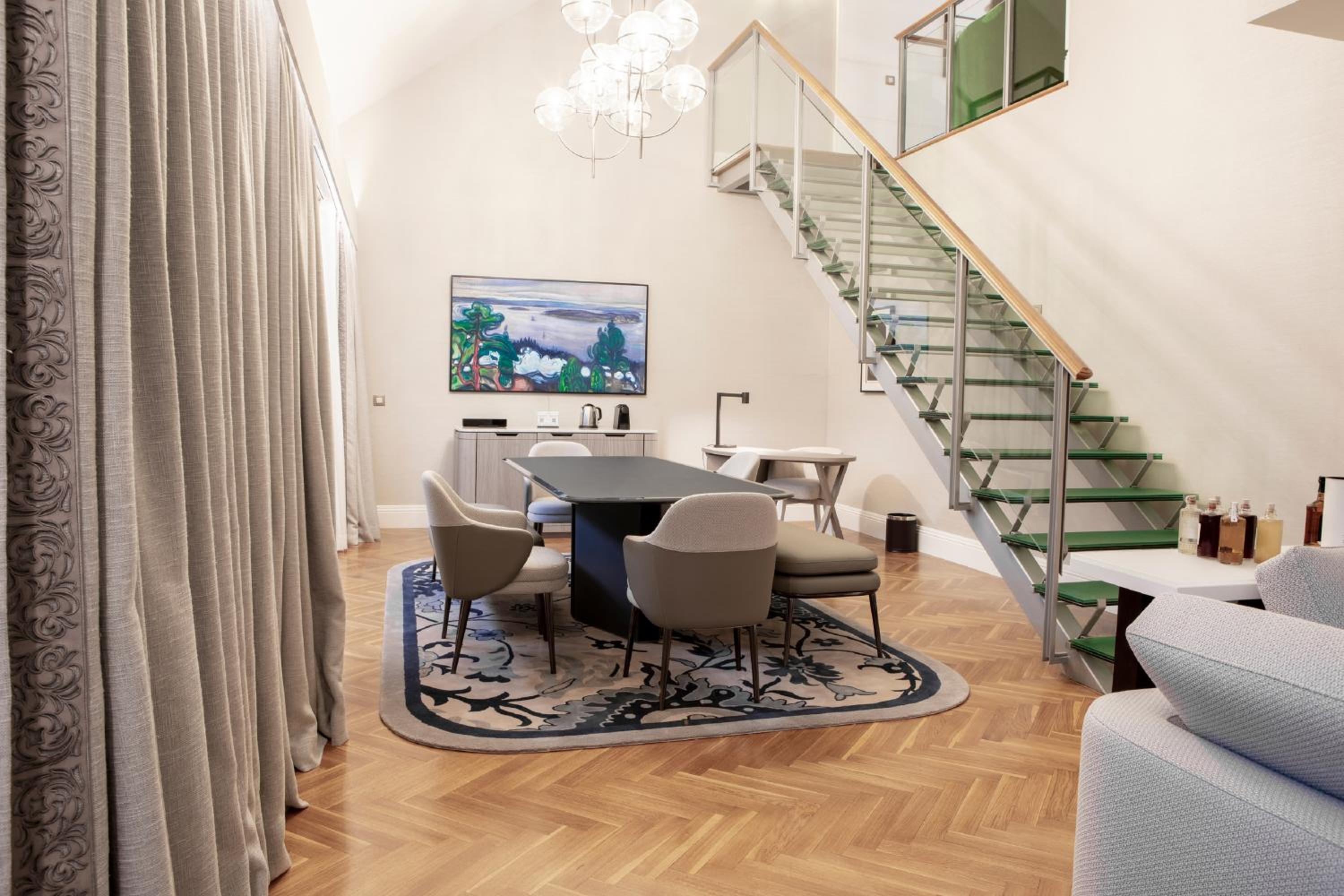 Prestige Suite - Photo 1
