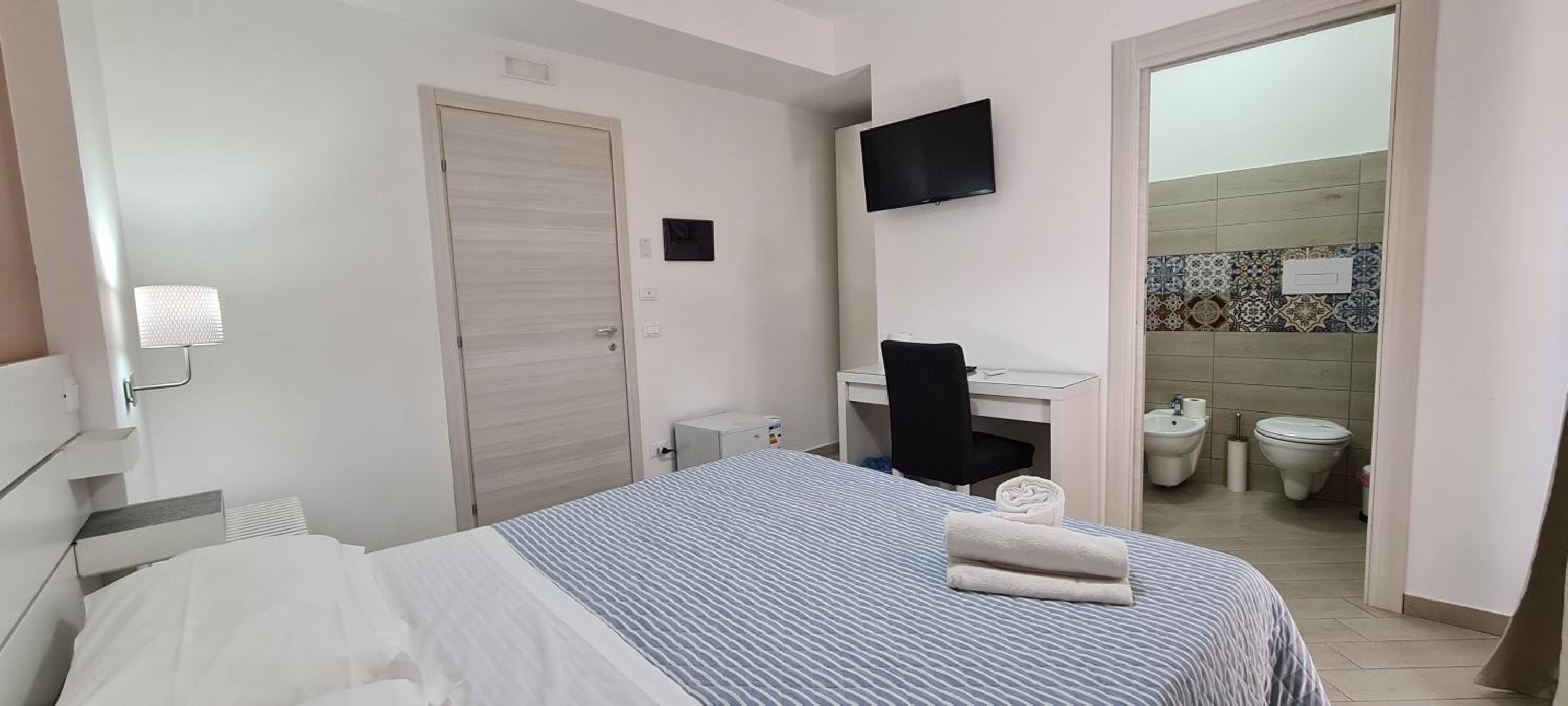 Quadruple Room with Balcony photo 1