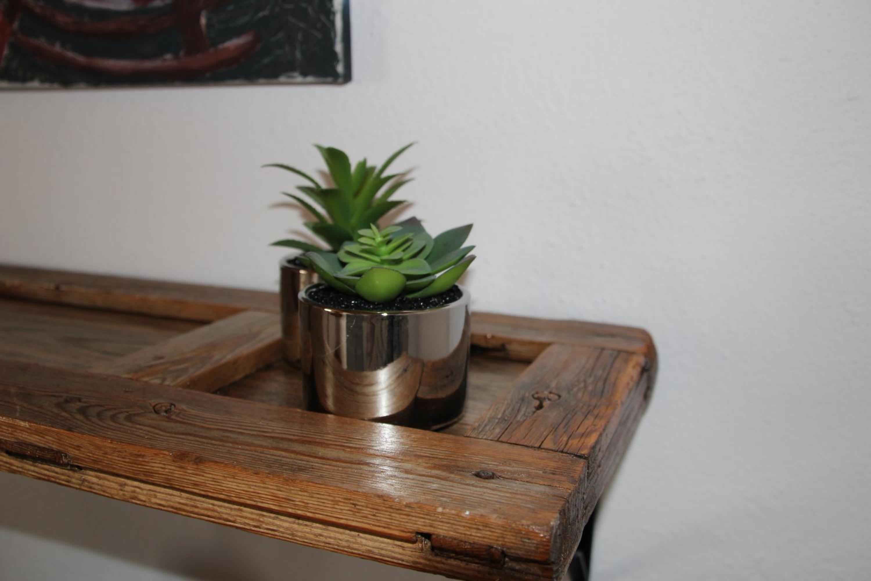 One-Bedroom Apartment - Photo 5