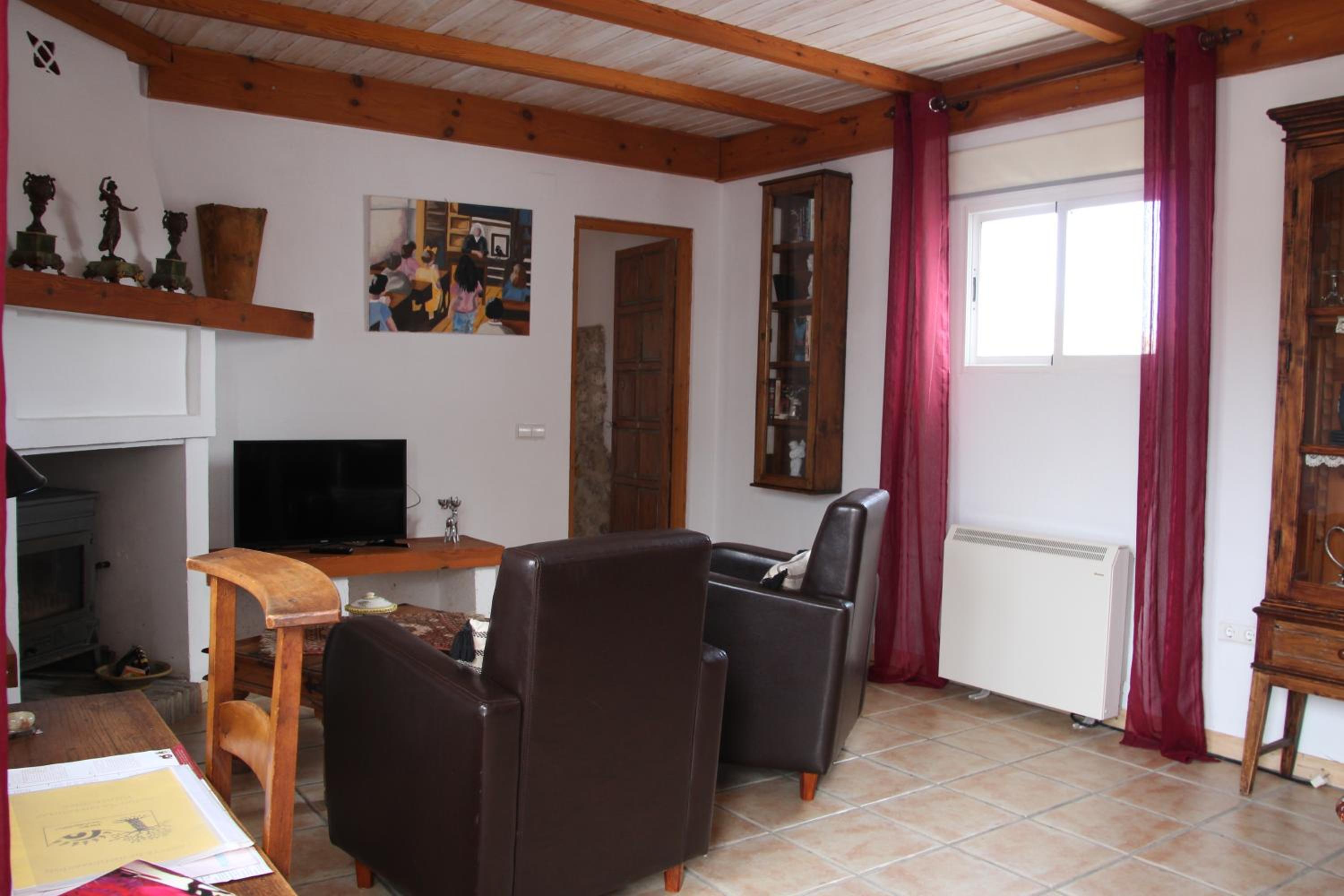 One-Bedroom Apartment - Photo 21