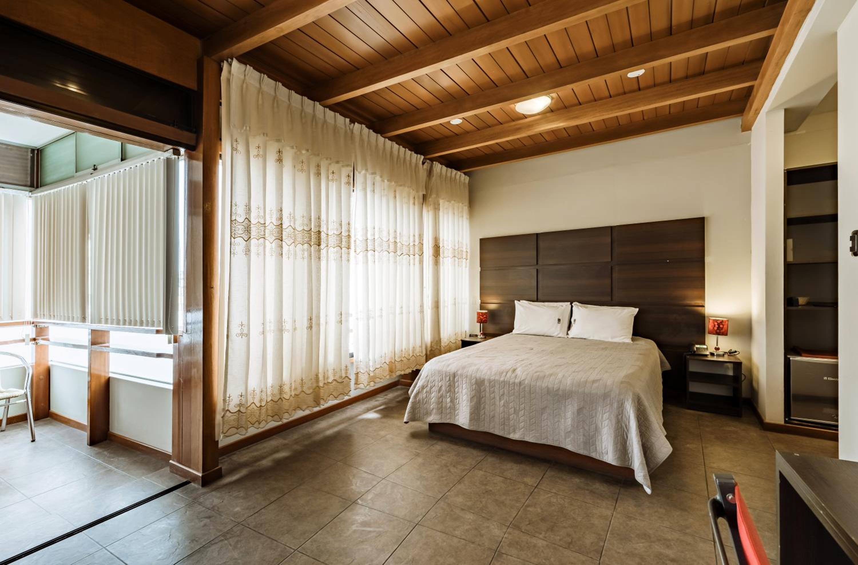 Suite photo 1