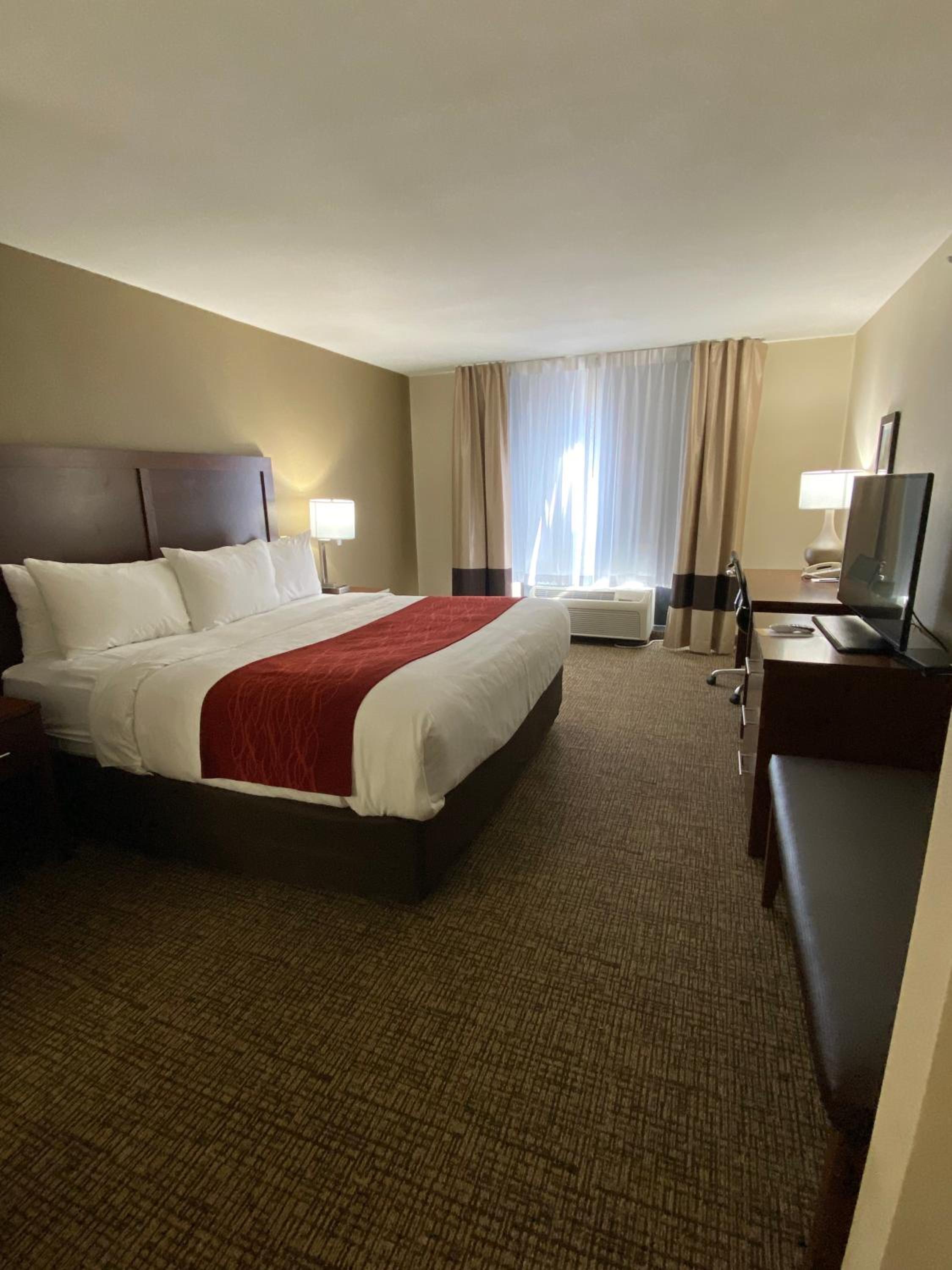 Standard King Room - Non Smoking - Photo 5