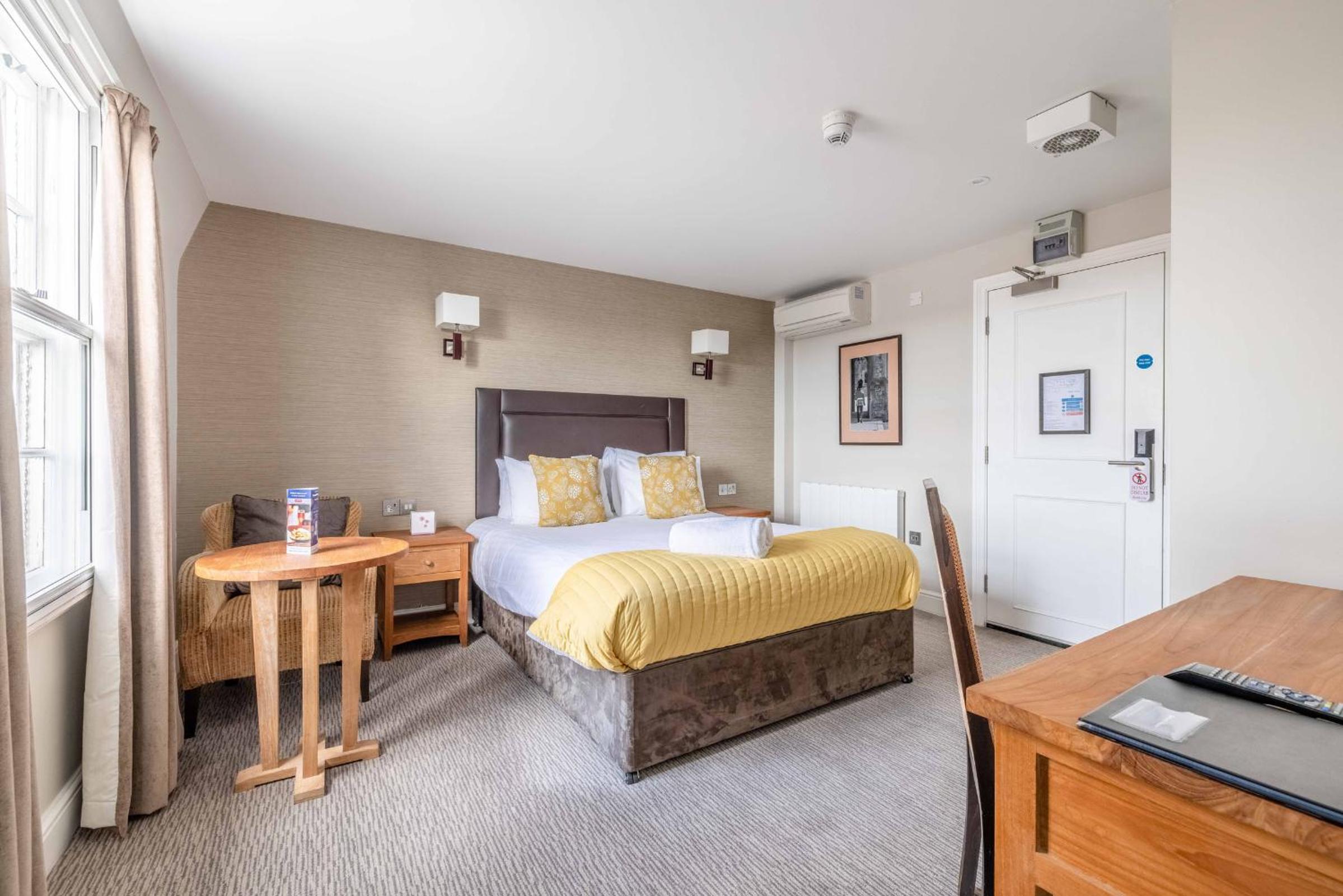 Standard Double Room - Photo 1