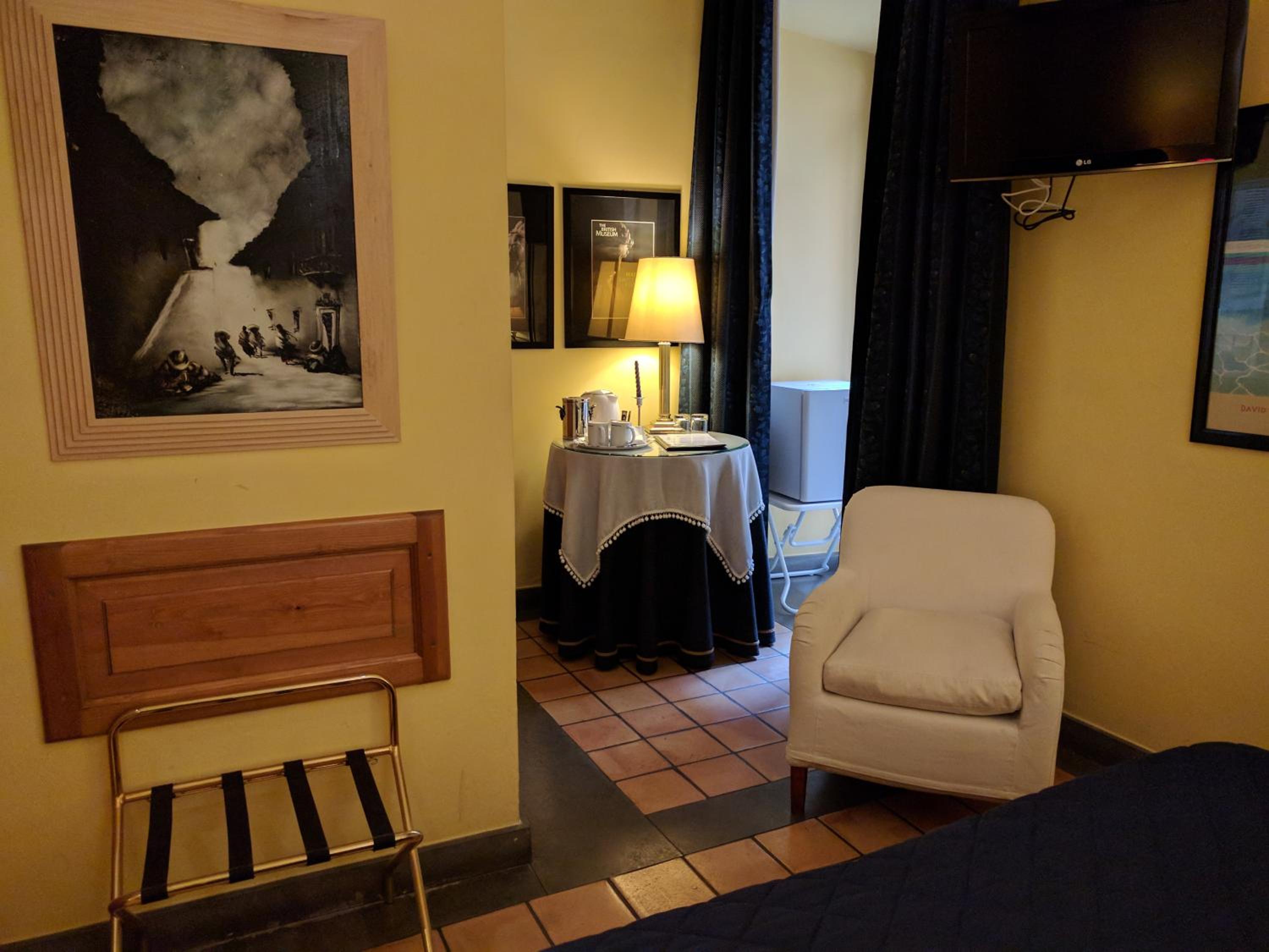 Double or Twin Room photo 2