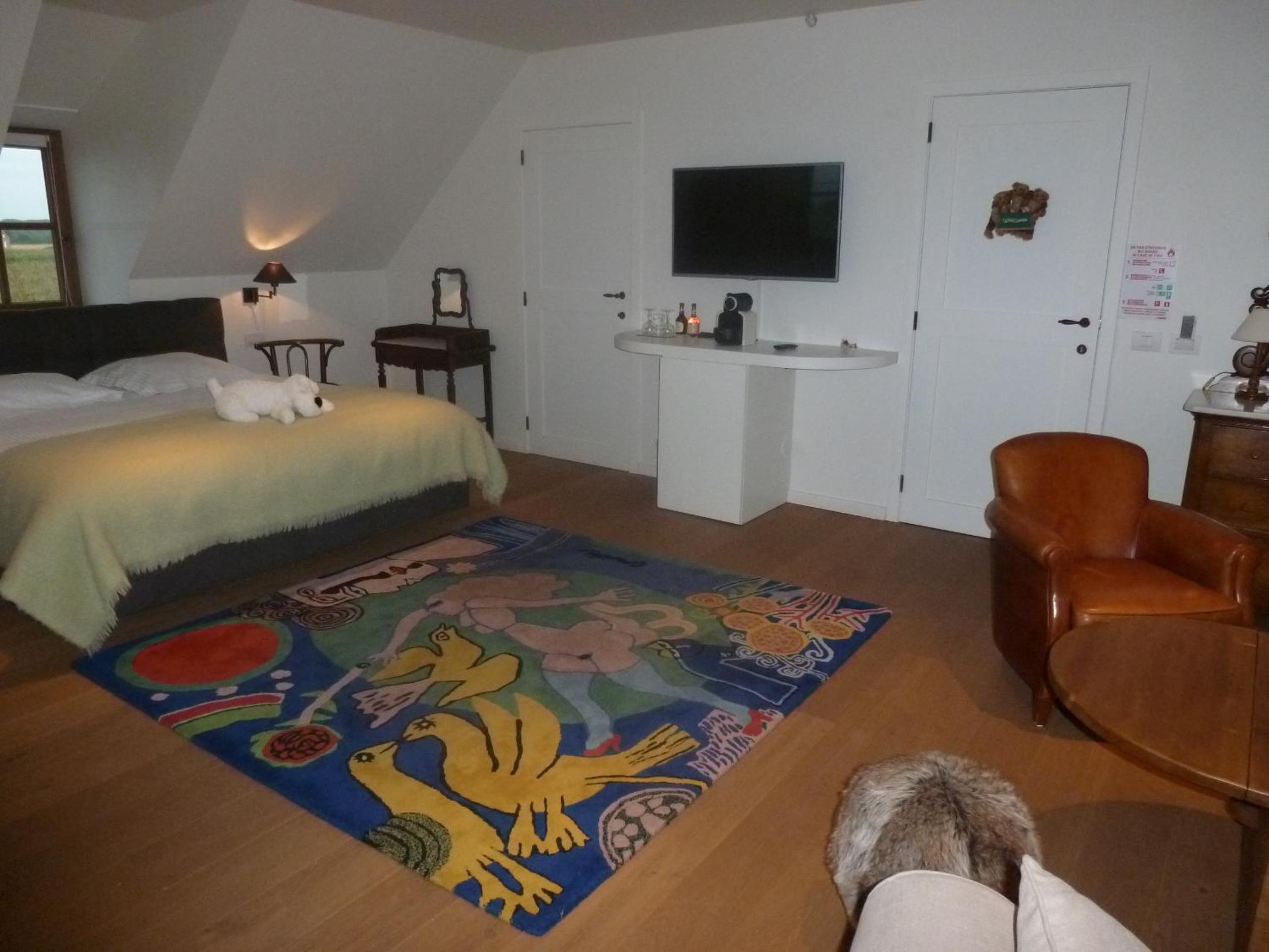 Suite with Spa Bath photo 2