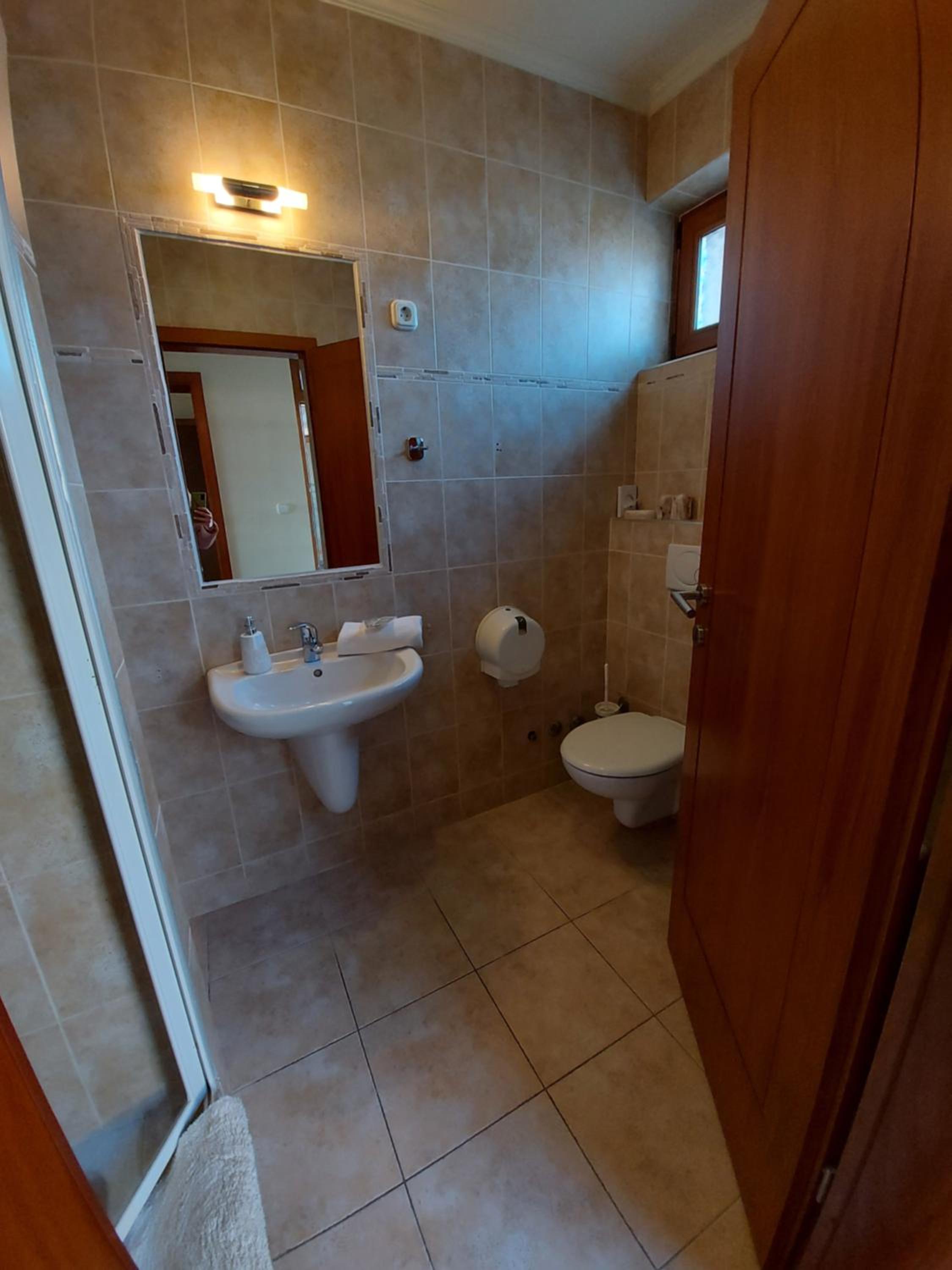 Standard Family Room - Photo 9