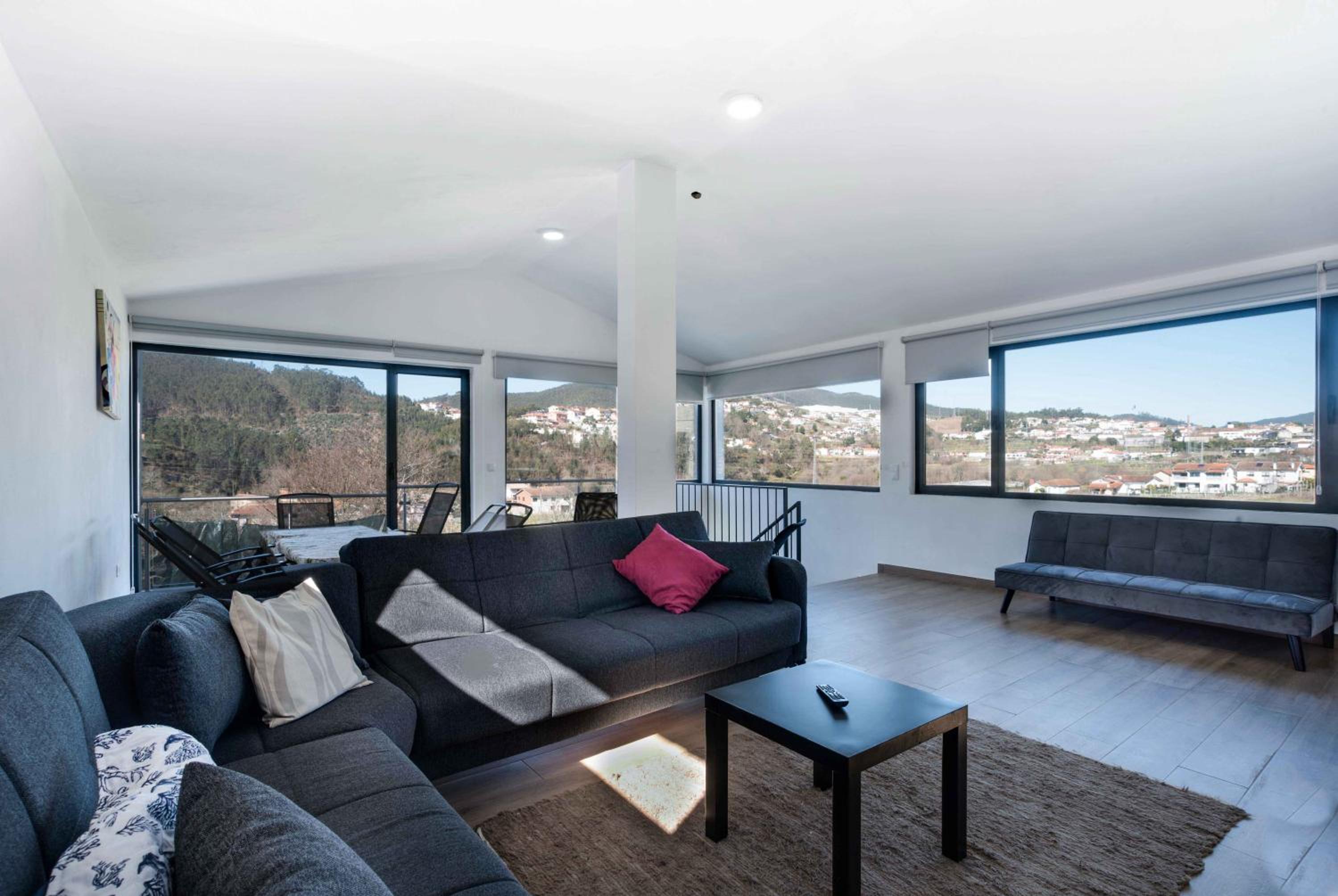 Two-Bedroom House - Photo 26