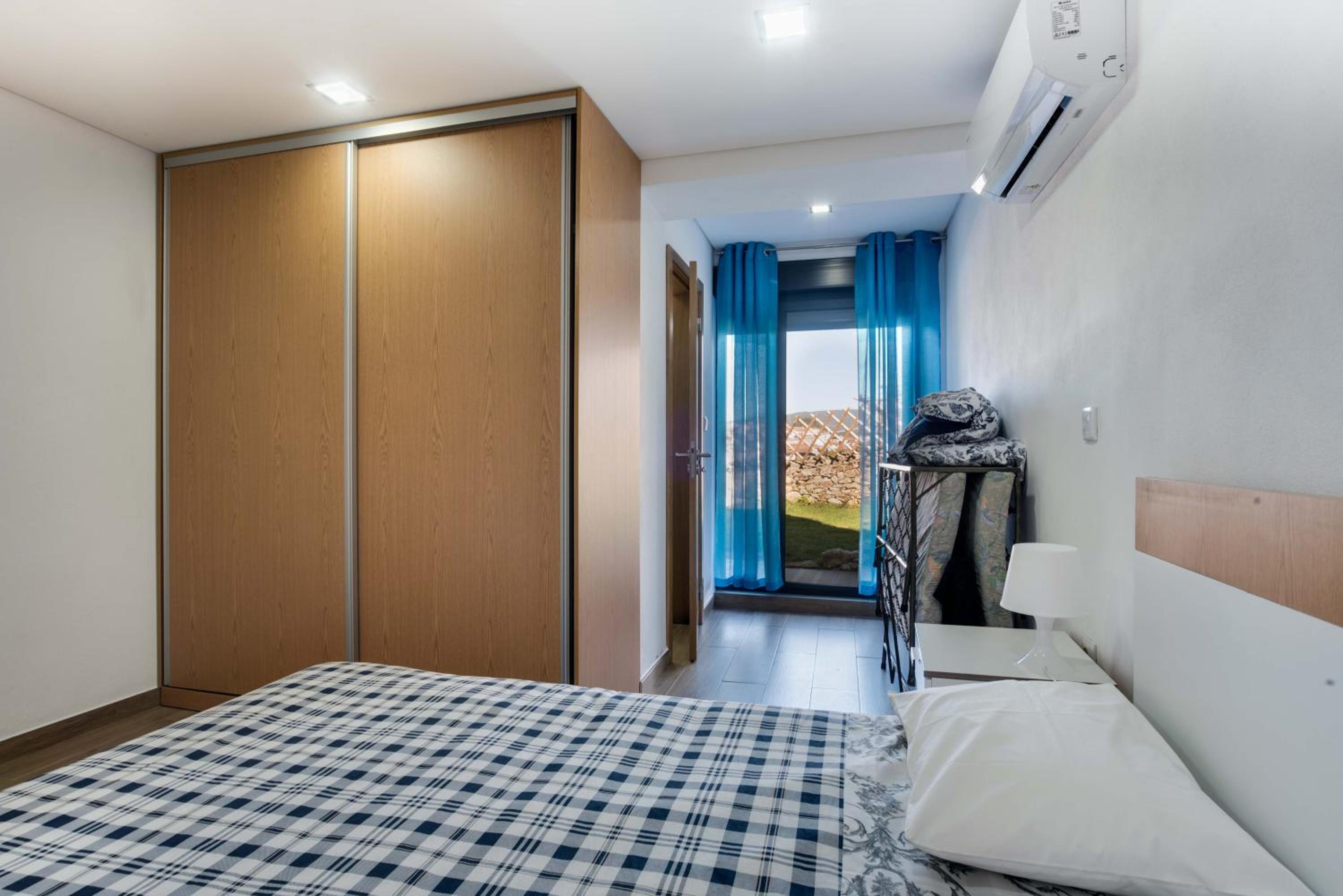 Two-Bedroom House - Photo 31