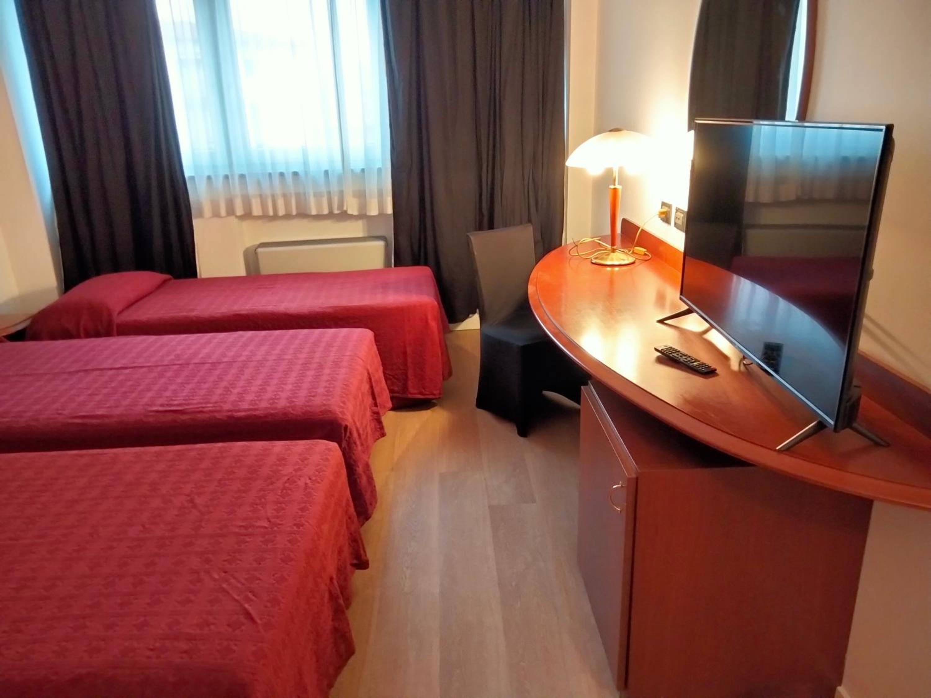 Triple Room - Photo 2