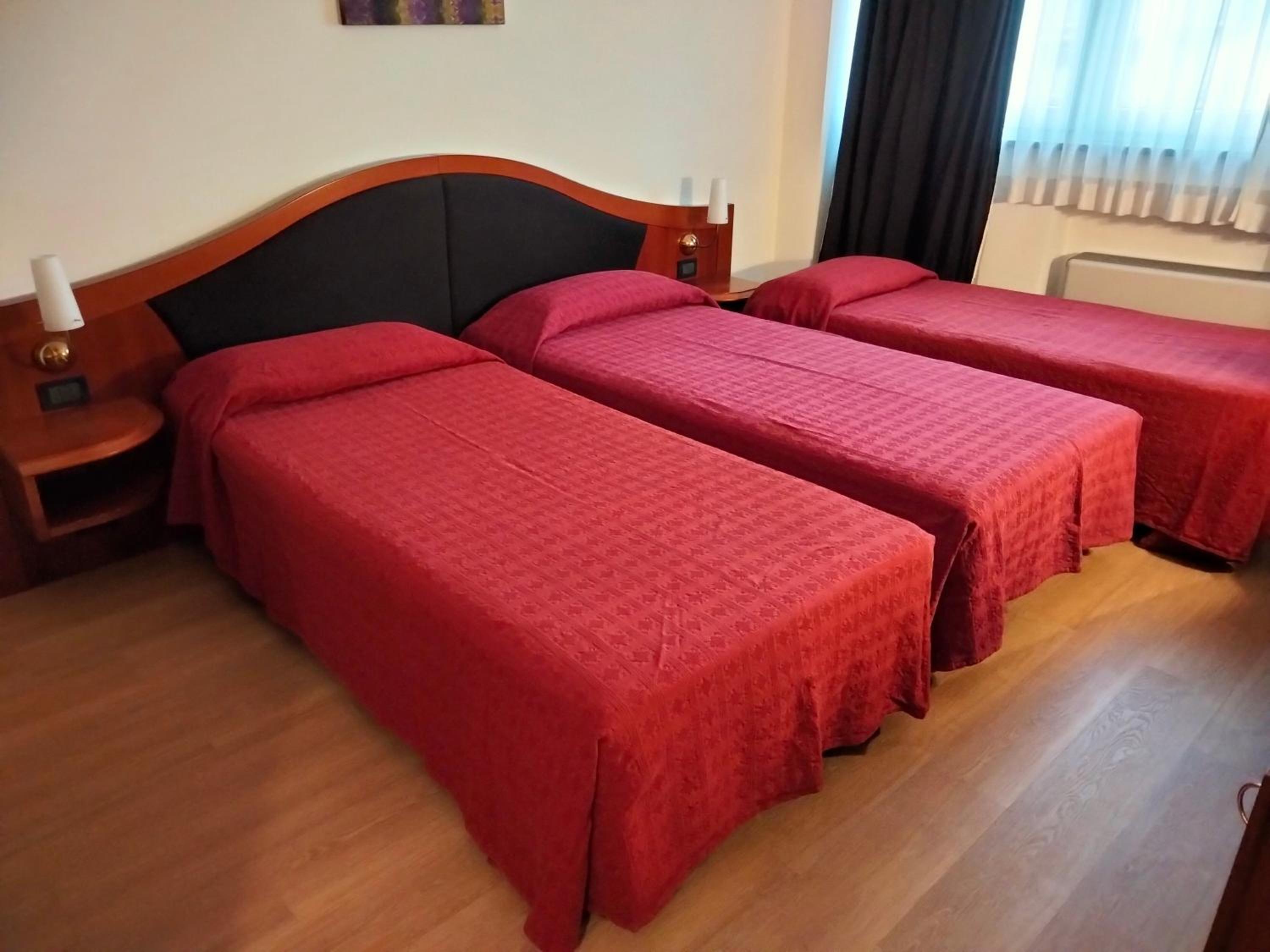 Triple Room - Photo 3