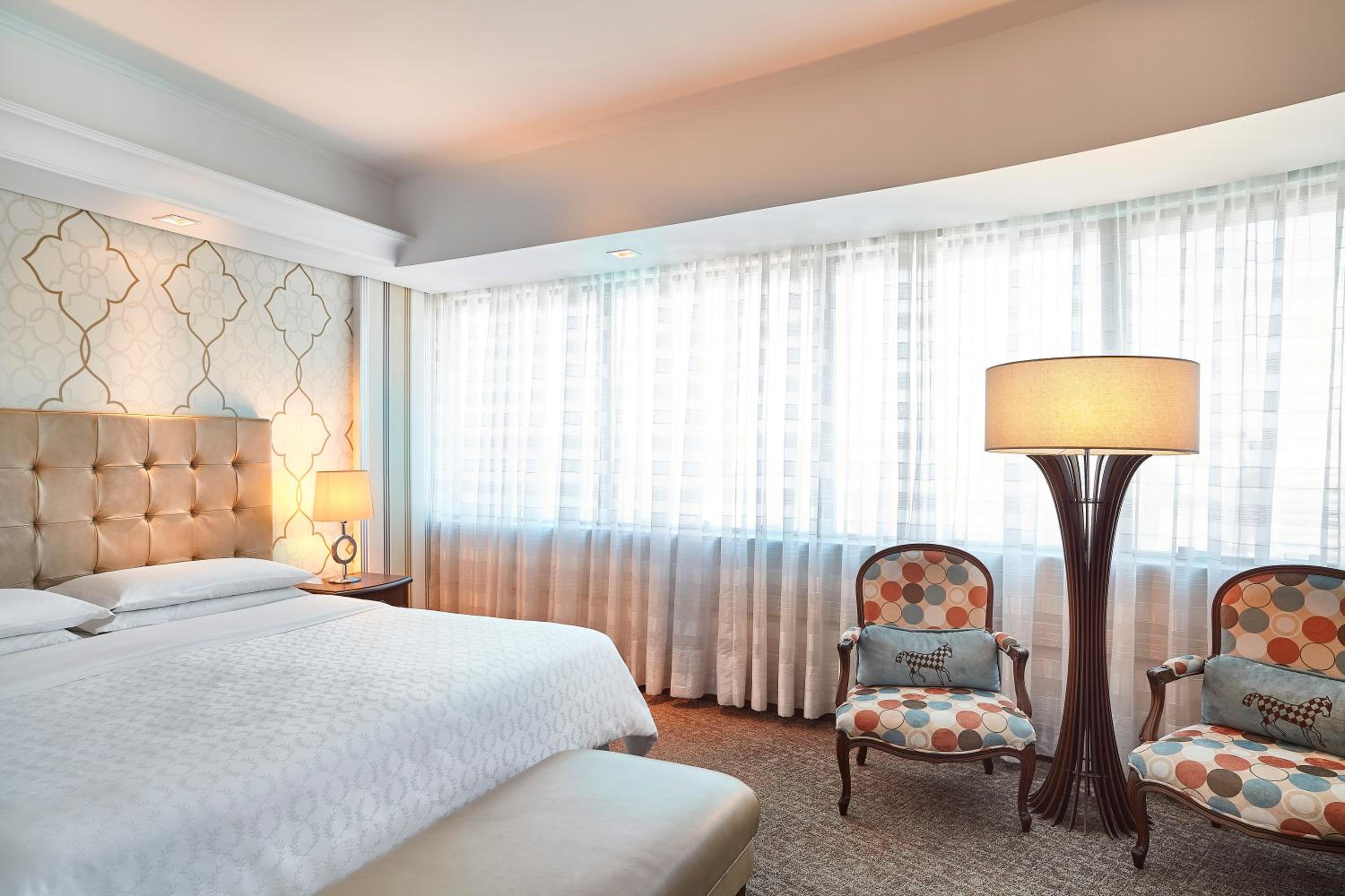 Superior King Room - Photo 23