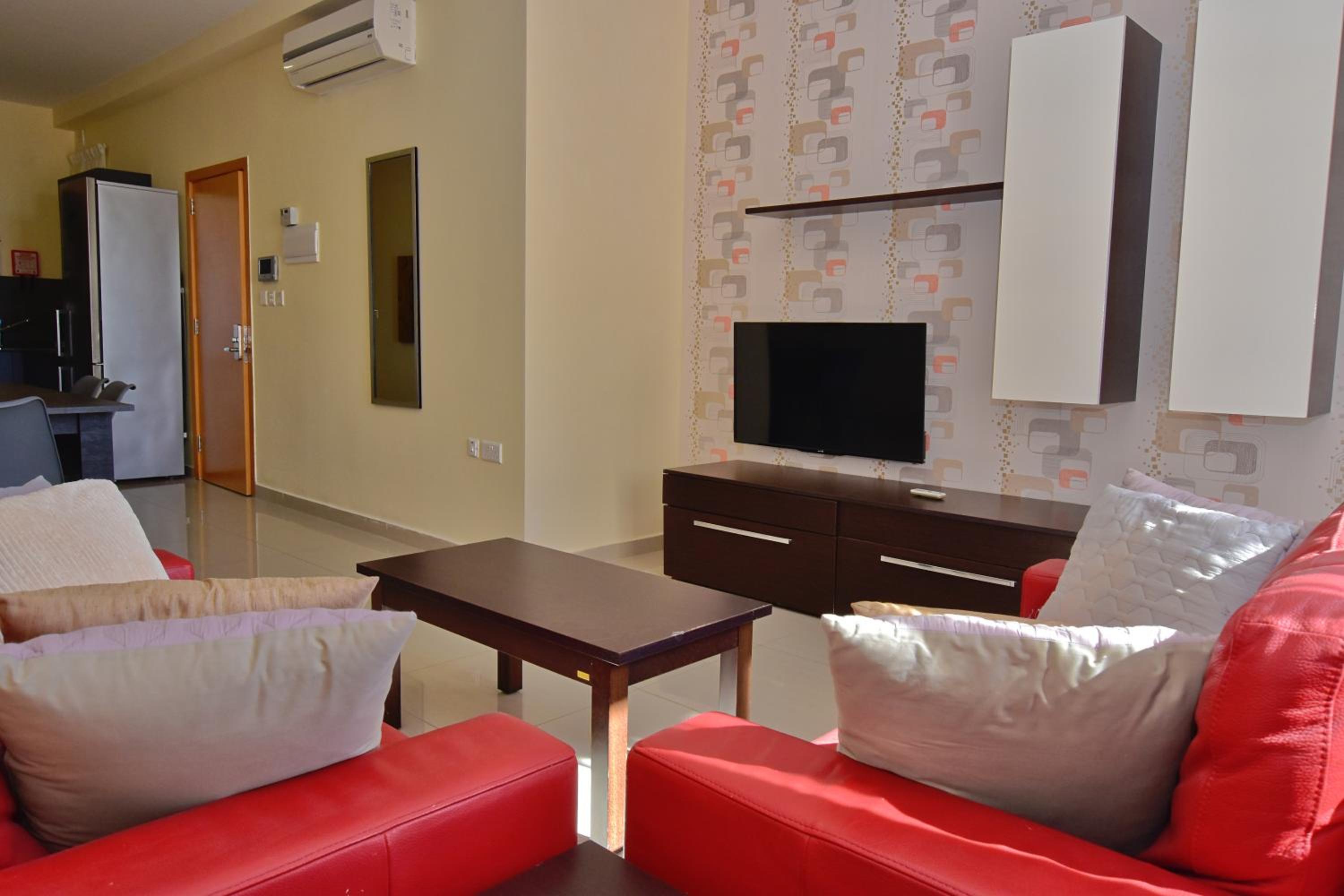 Two-Bedroom Apartment - Photo 6