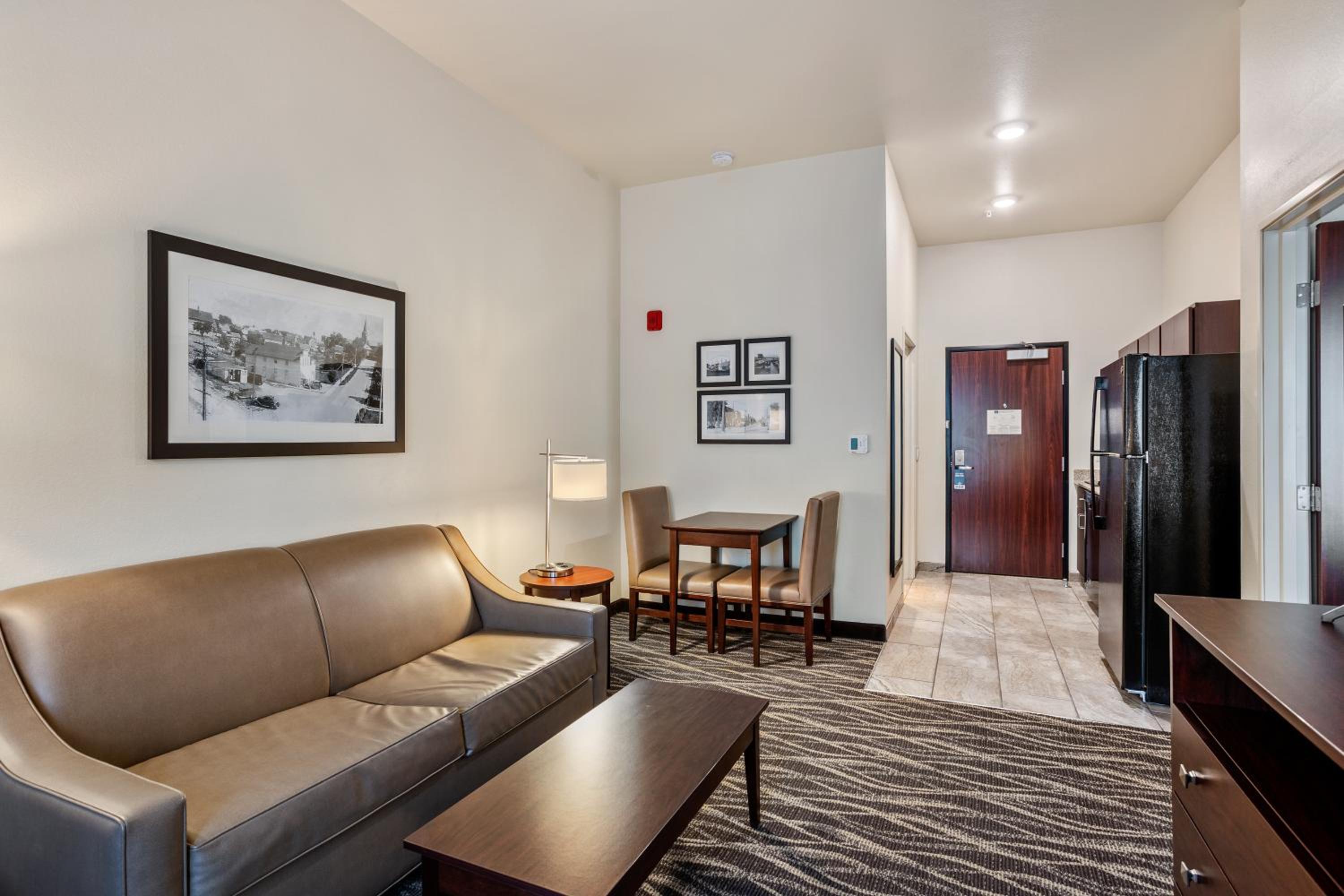 King Suite - Photo 7