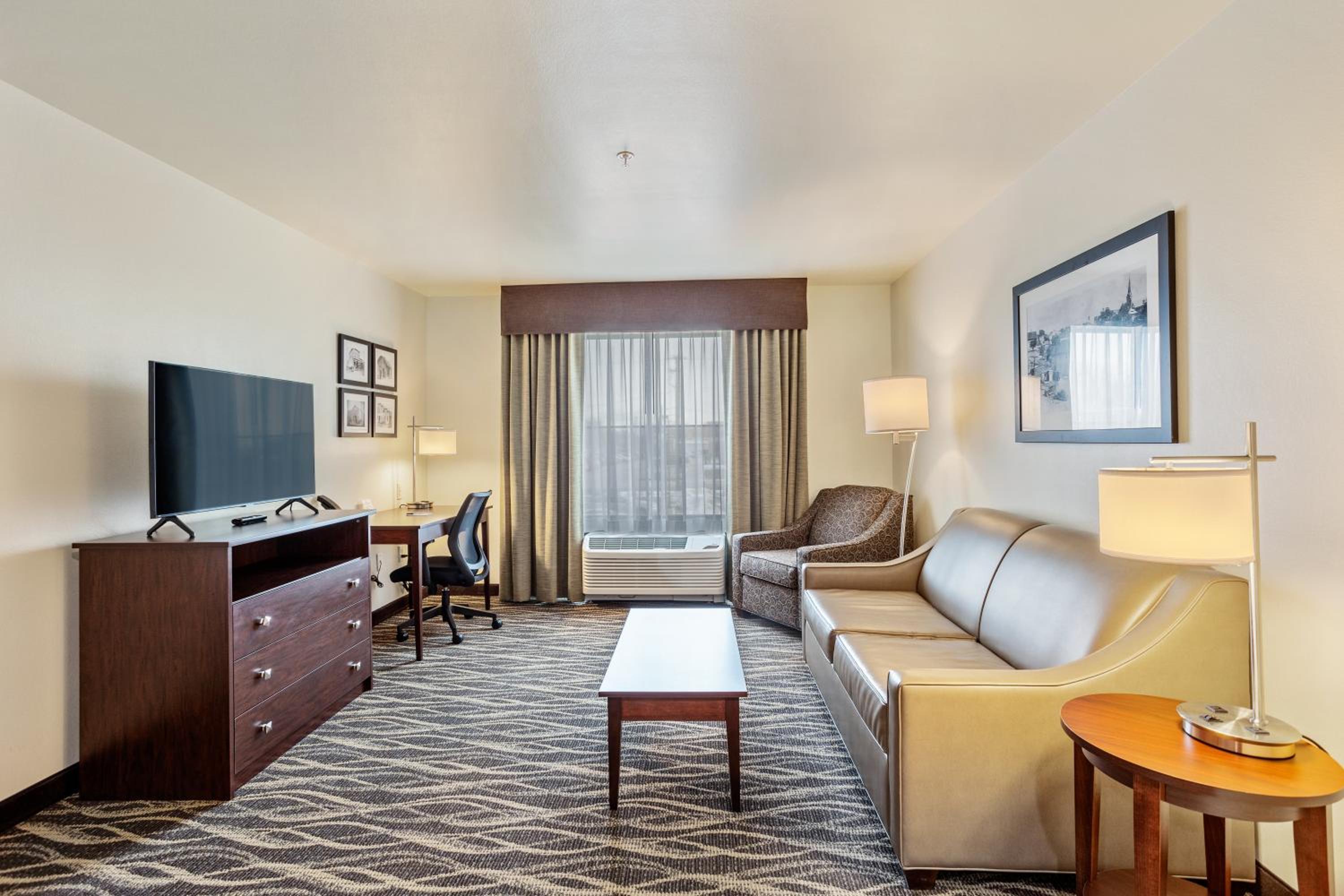 King Suite - Photo 11