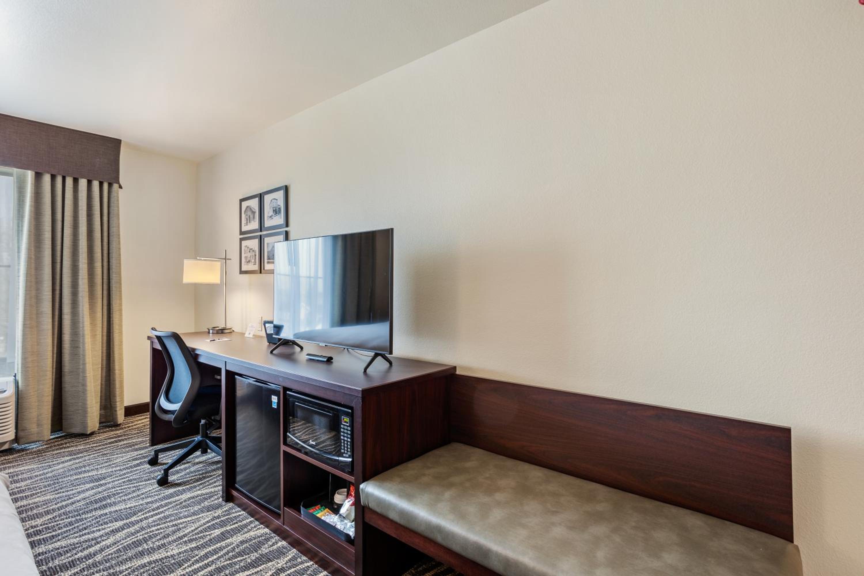 Queen Room - Photo 7