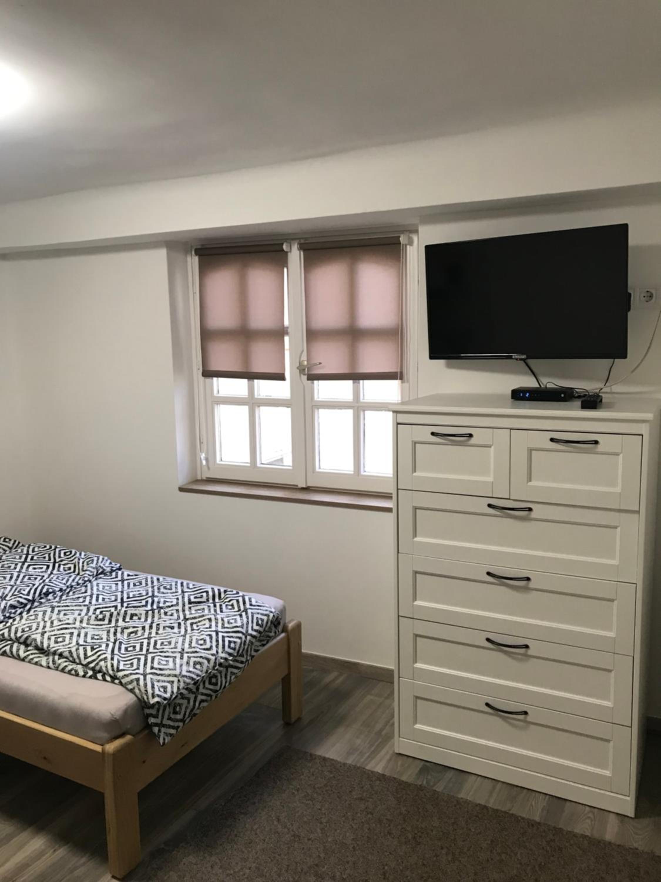 Apartment with Park View - Photo 27