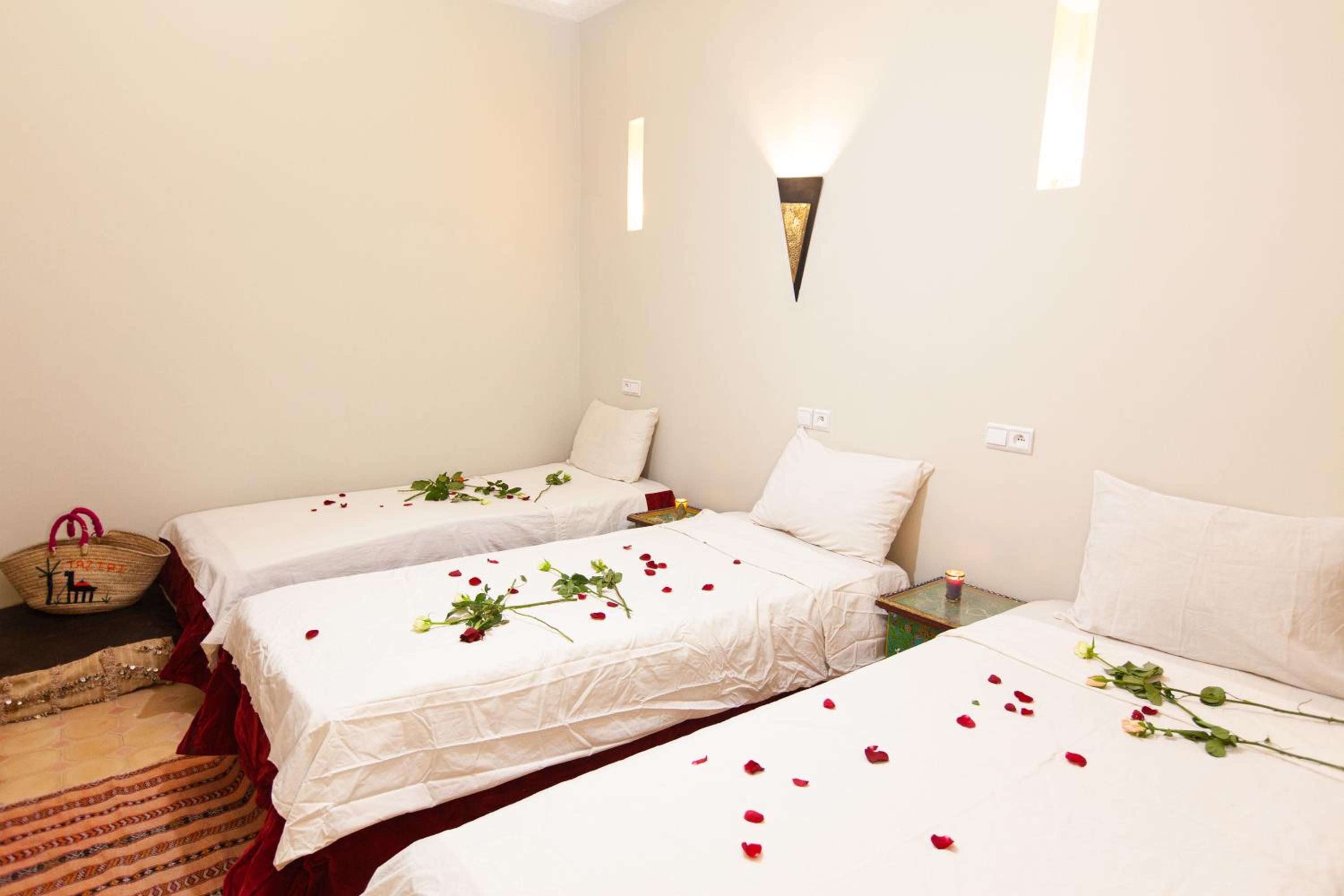 Double Room - Photo 5