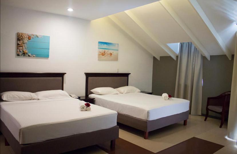 King Suite with Balcony photo 3