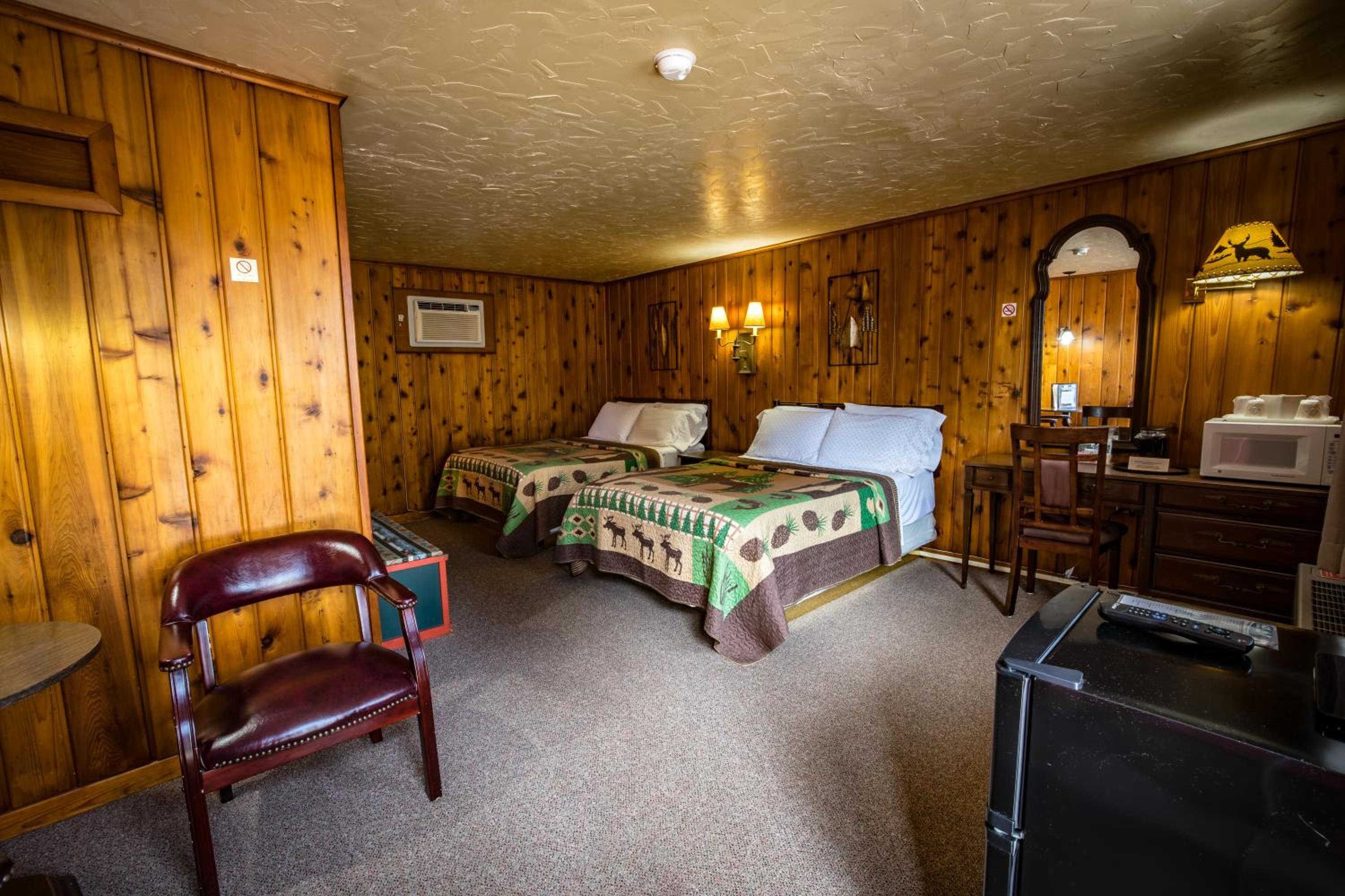 Budget Double Room photo 1
