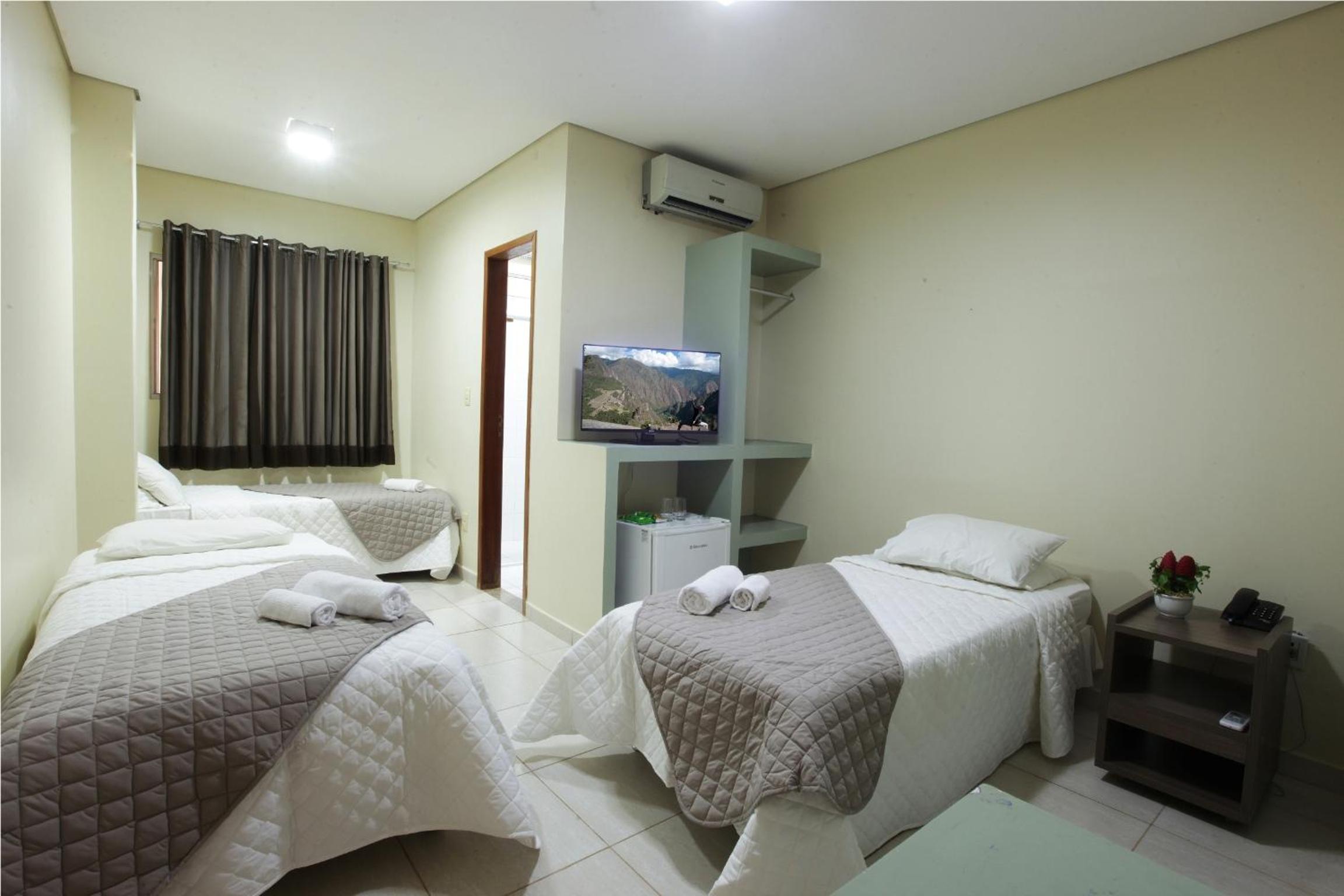 Standard Triple Room - Photo 6