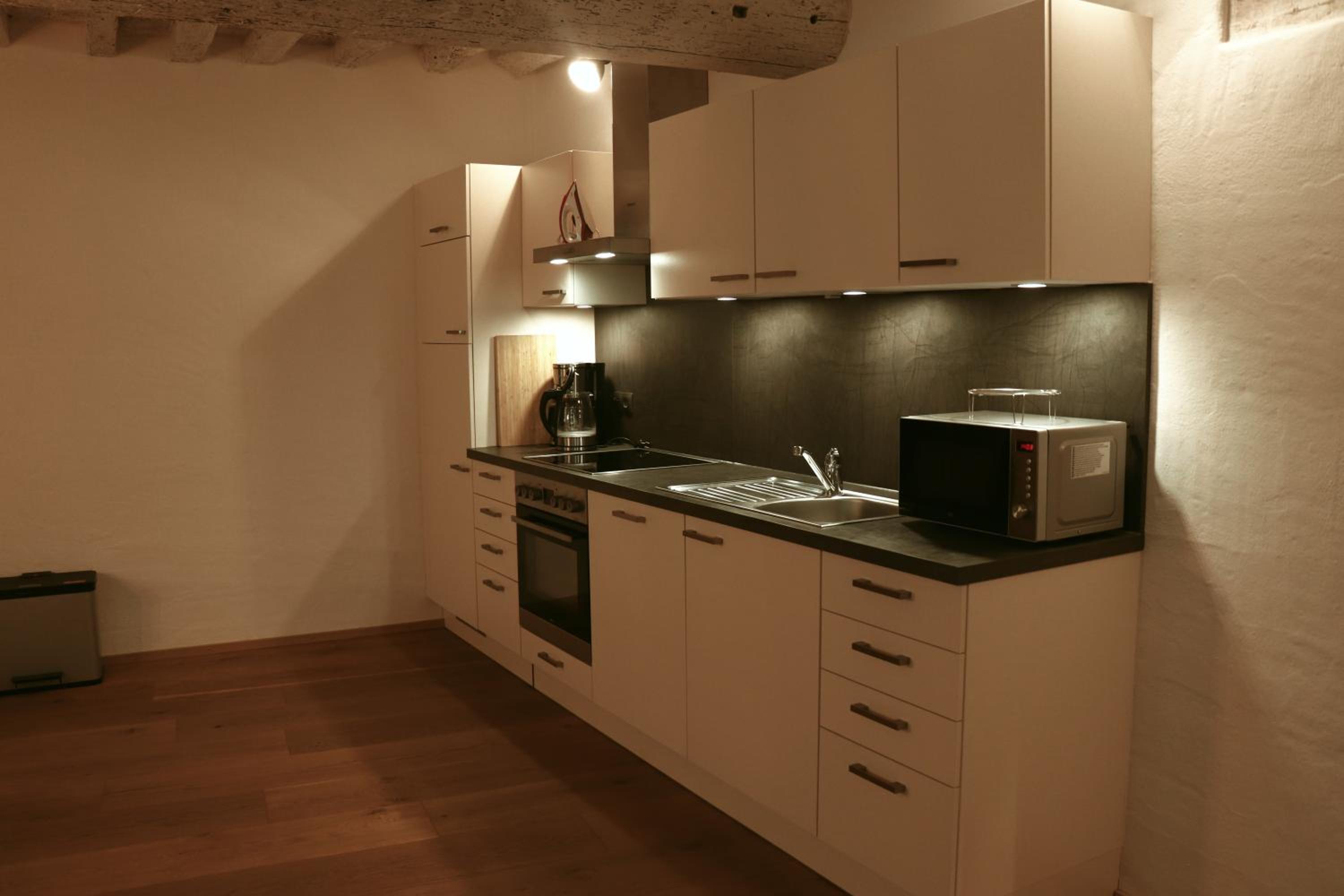 One-Bedroom Apartment - Photo 18
