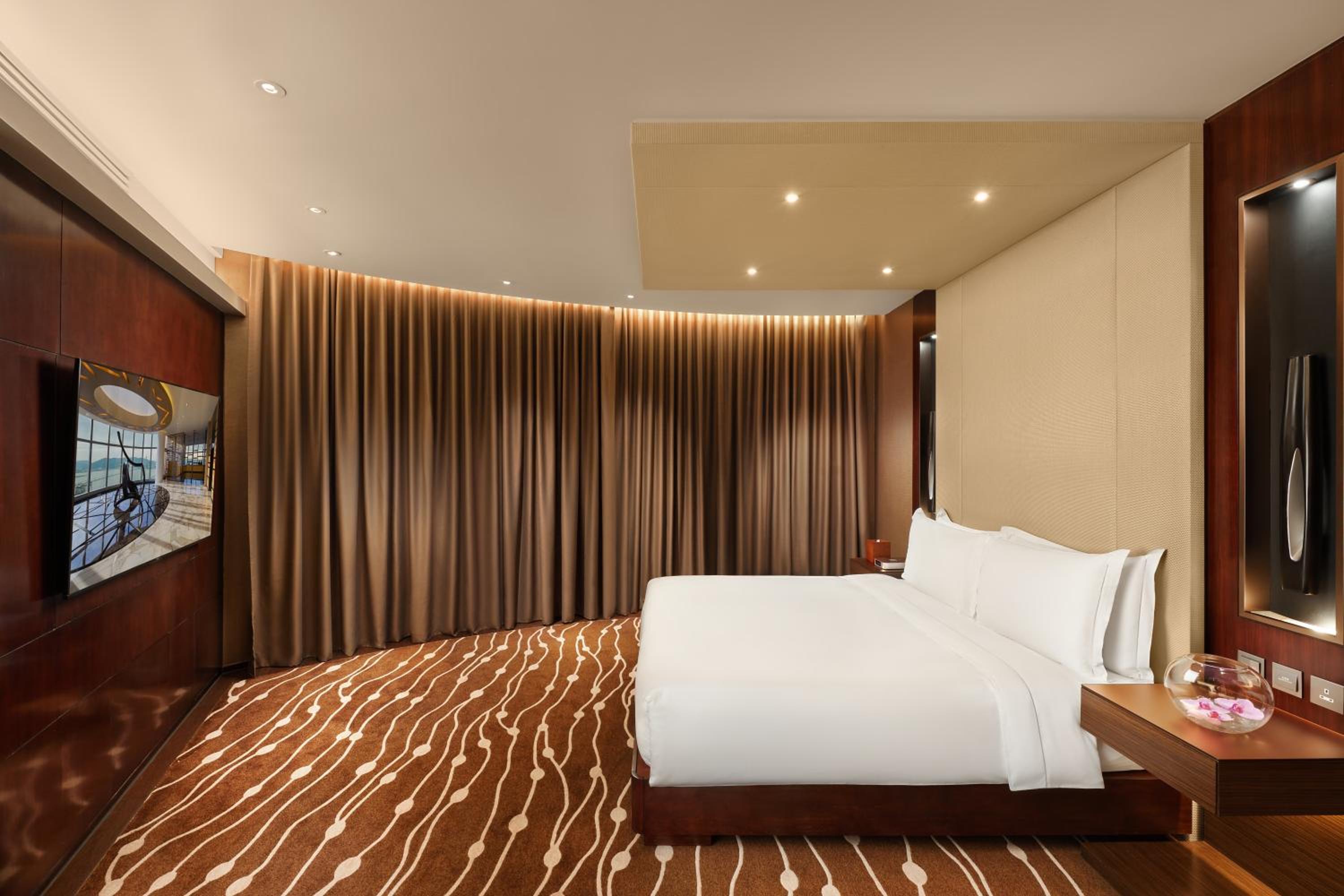Altira-Corner Suite(Splash & Stay Package) photo 2