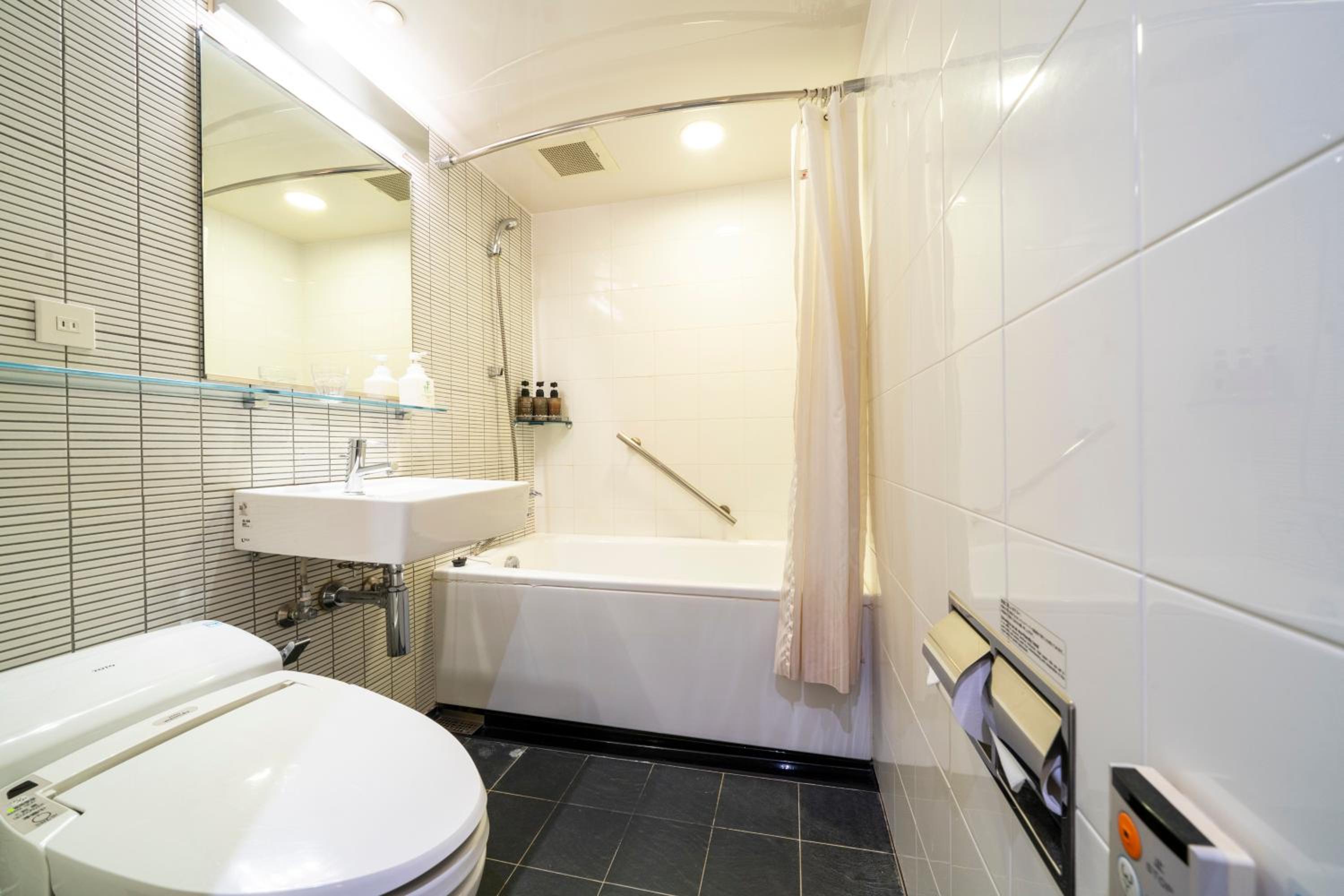 Standard Twin Room - Non-Smoking - Photo 6