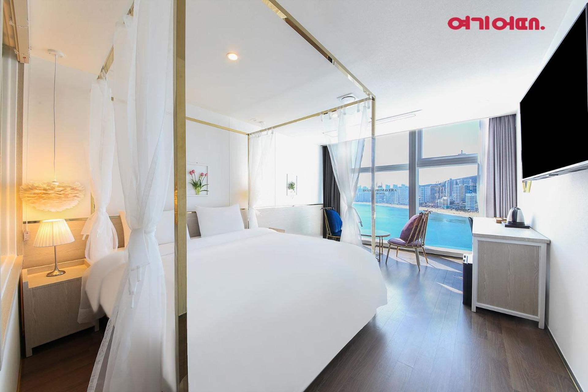 Queen Room with Sea View