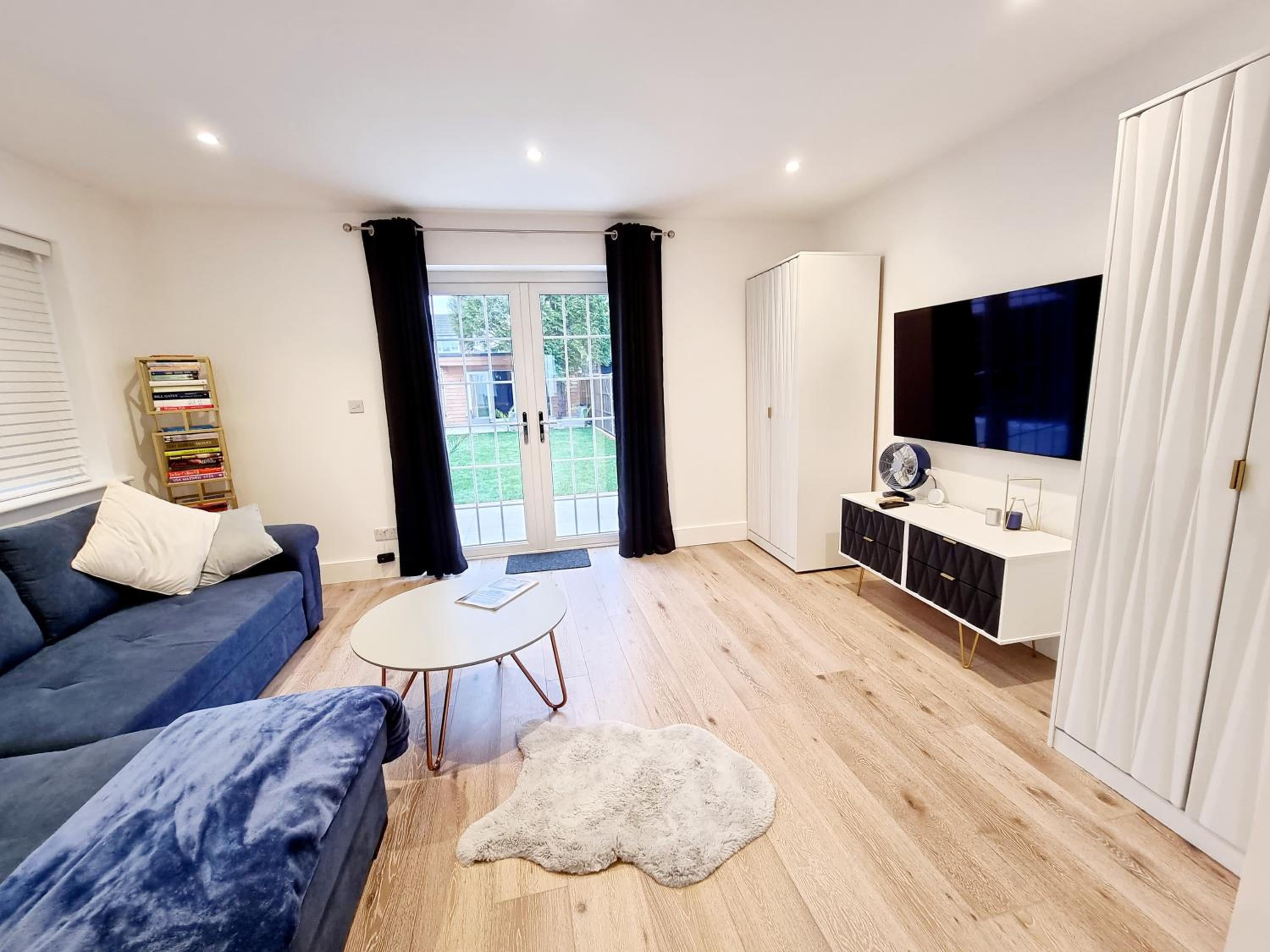 Three-Bedroom House photo 1