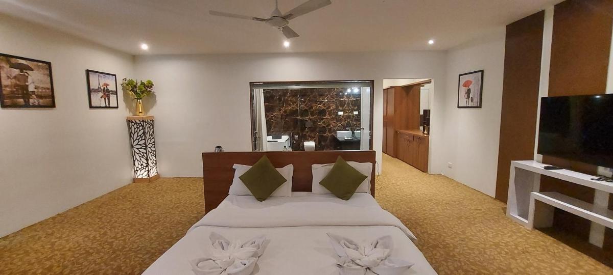 Suite with Sea View photo 2